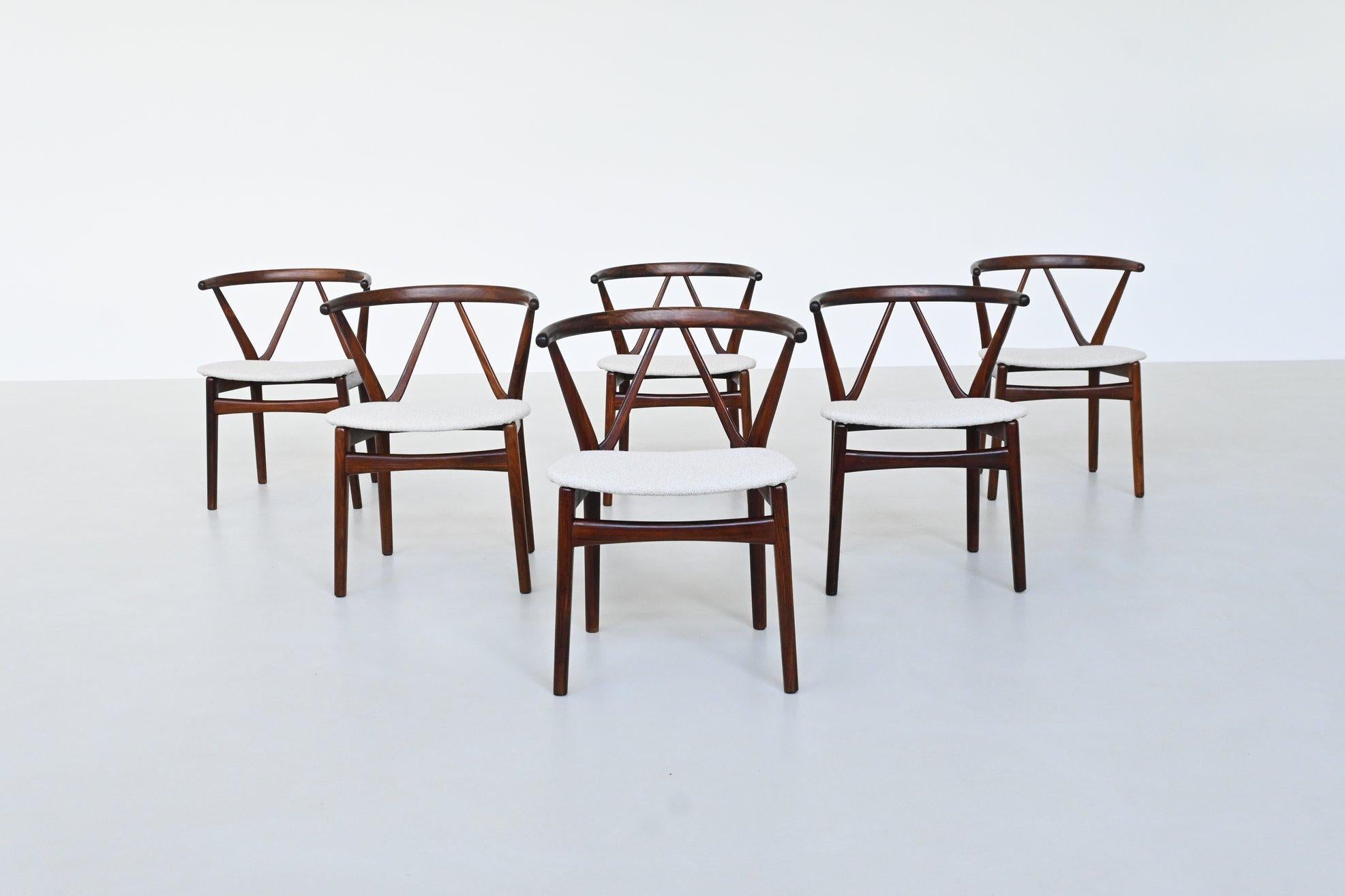 Henning Kjaernulf model #255 dining chairs in rosewood Bruno Hansen Denmark 1960 In Good Condition For Sale In Etten-Leur, NL