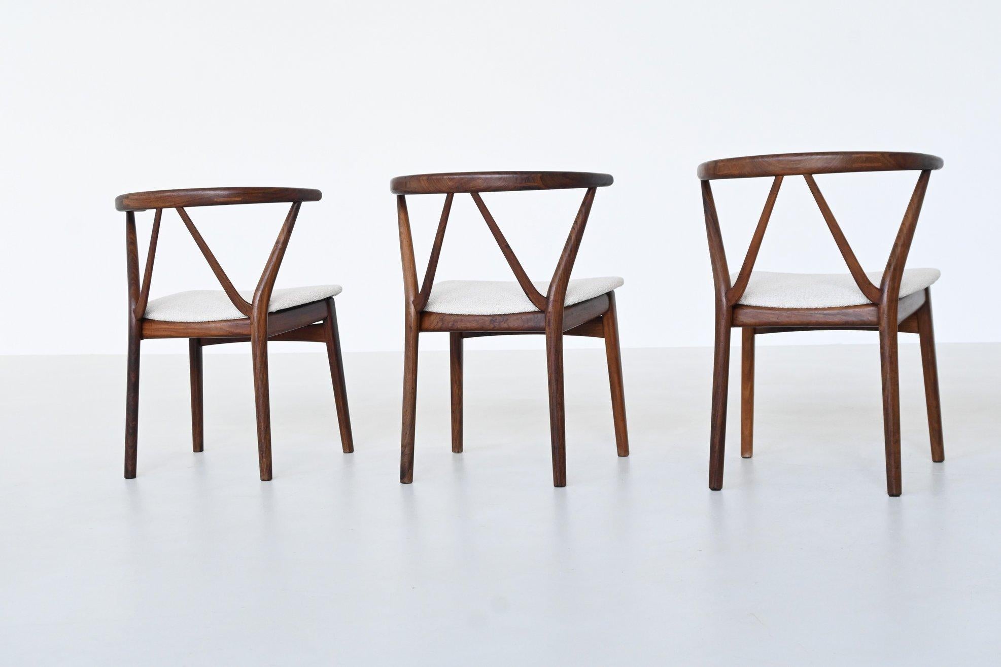 Henning Kjaernulf model #255 dining chairs in rosewood Bruno Hansen Denmark 1960 For Sale 2