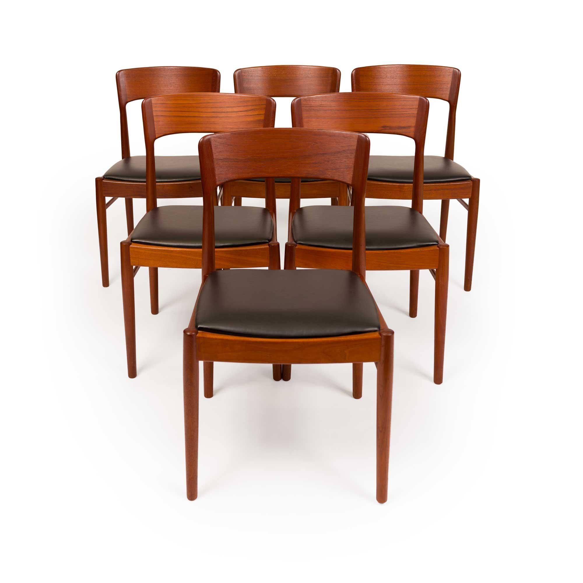 Henning Kjærnulf began his design career working with renowned Danish furniture makers such as Bruno Hansen, Poul Hundevad, and Vejen Møbelfabrik. Strongly influenced by American modernism, his work emphasizes simplicity, functionality, and the