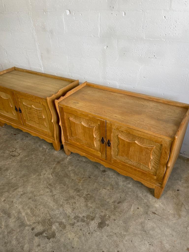 Milieu du XXe siècle Tables d'appoint ou de chevet danoises brutalistes en Oak Kjaernulf en vente