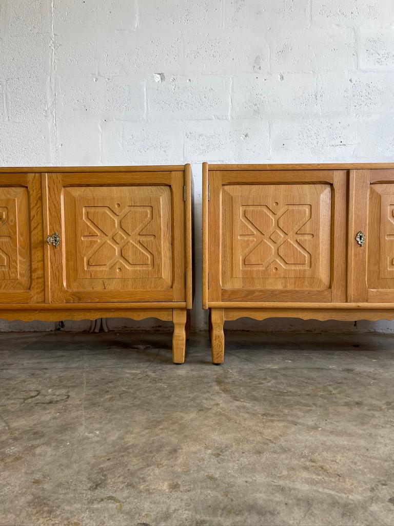 Chêne Tables d'appoint ou de chevet danoises brutalistes en Oak Kjaernulf en vente