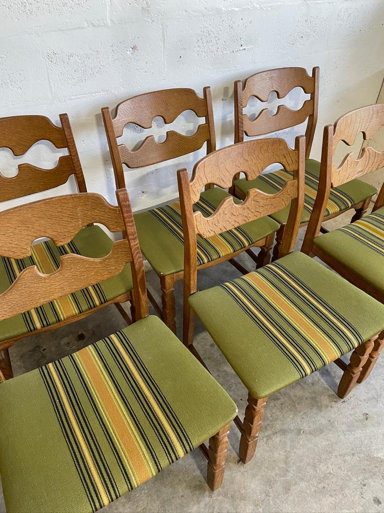 Mid-Century moderno Sedie da pranzo Henning Kjaernulf in quercia Razorbacks Rovere rustico brutalista - Set di 6 in vendita