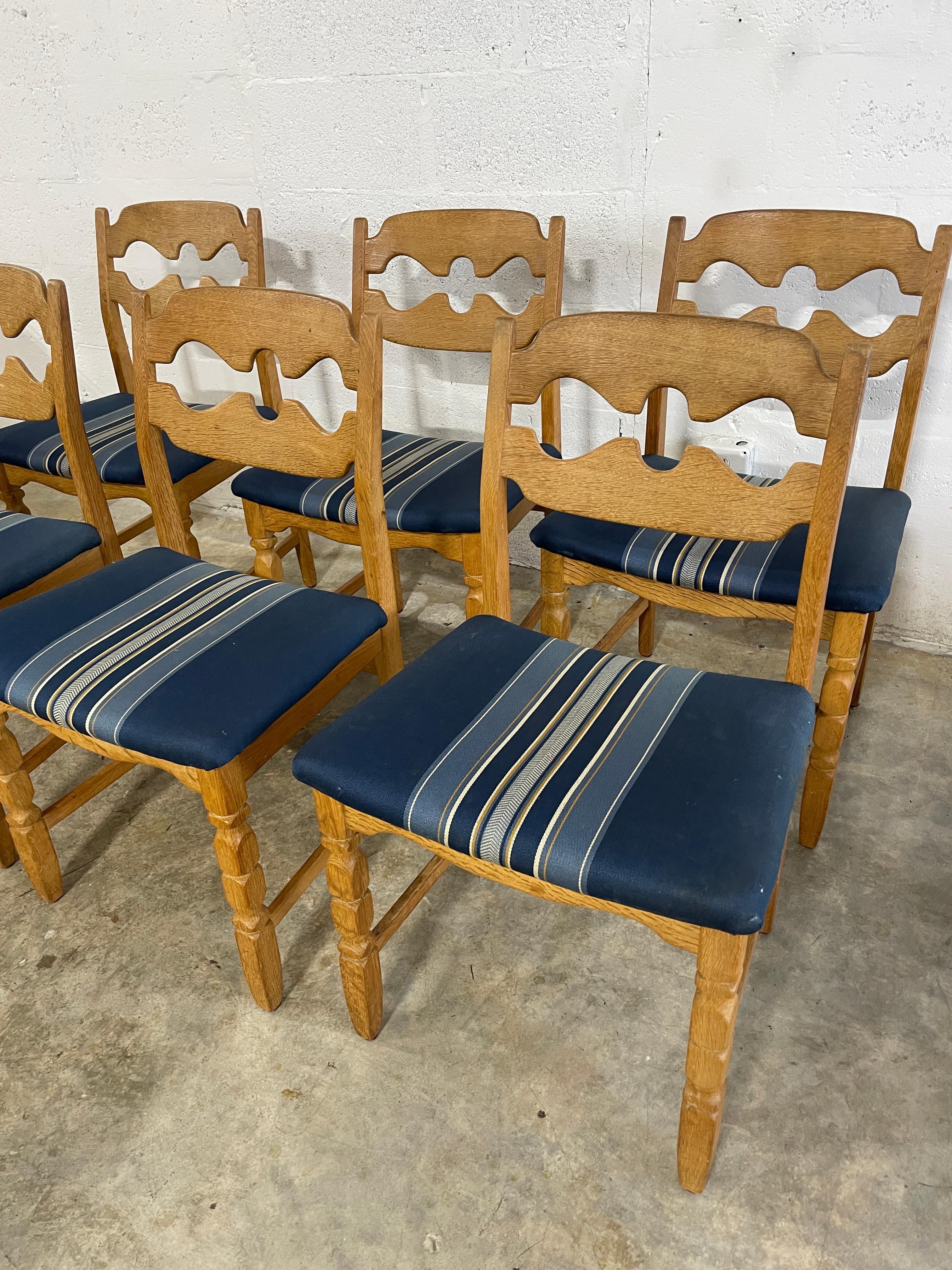 Henning Kjaernulf Oak Razorback Rustic Brutalist Danish Dining Chairs - set of 6 3