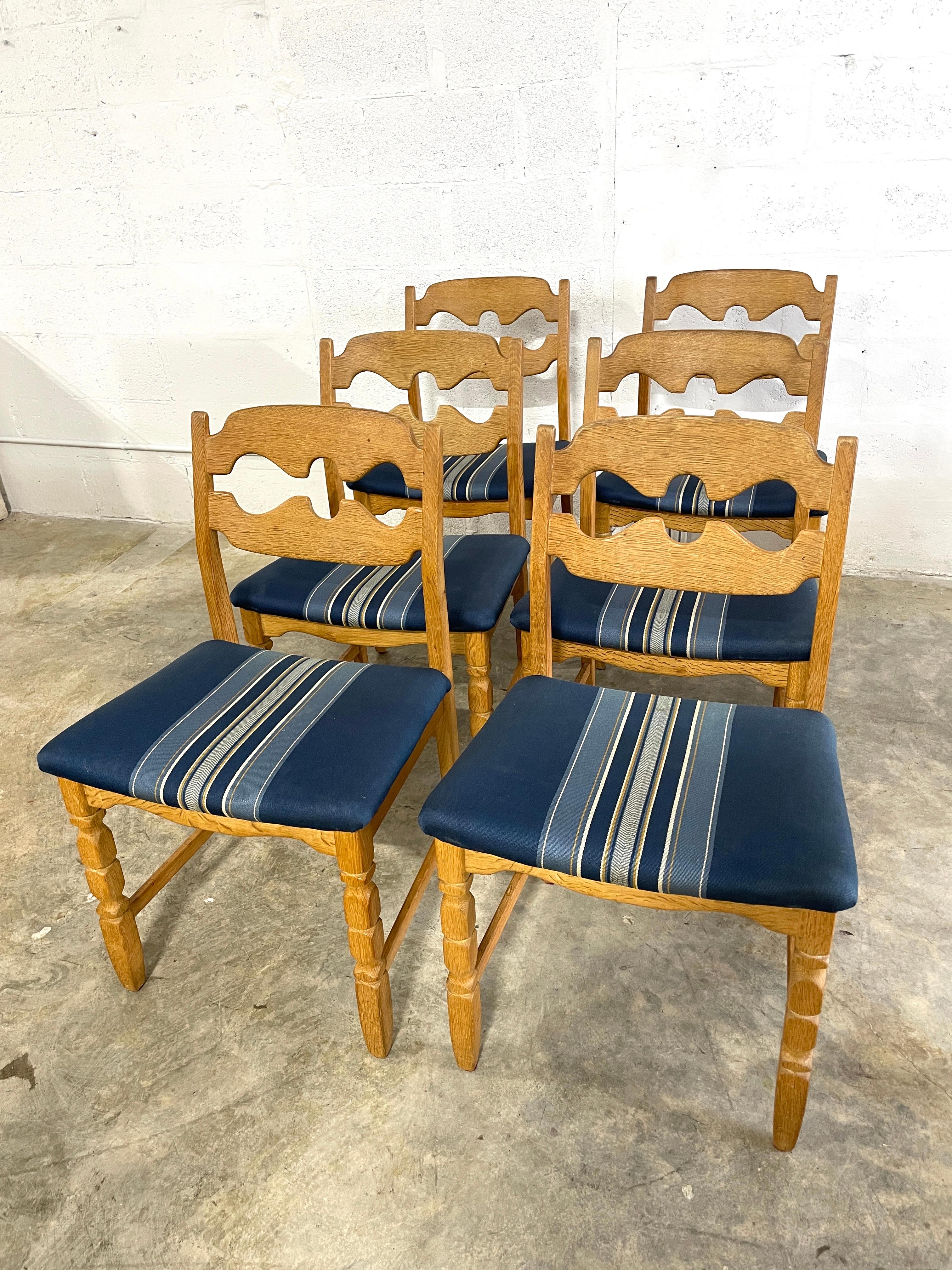Henning Kjaernulf Oak Razorback Rustic Brutalist Danish Dining Chairs - set of 6 4