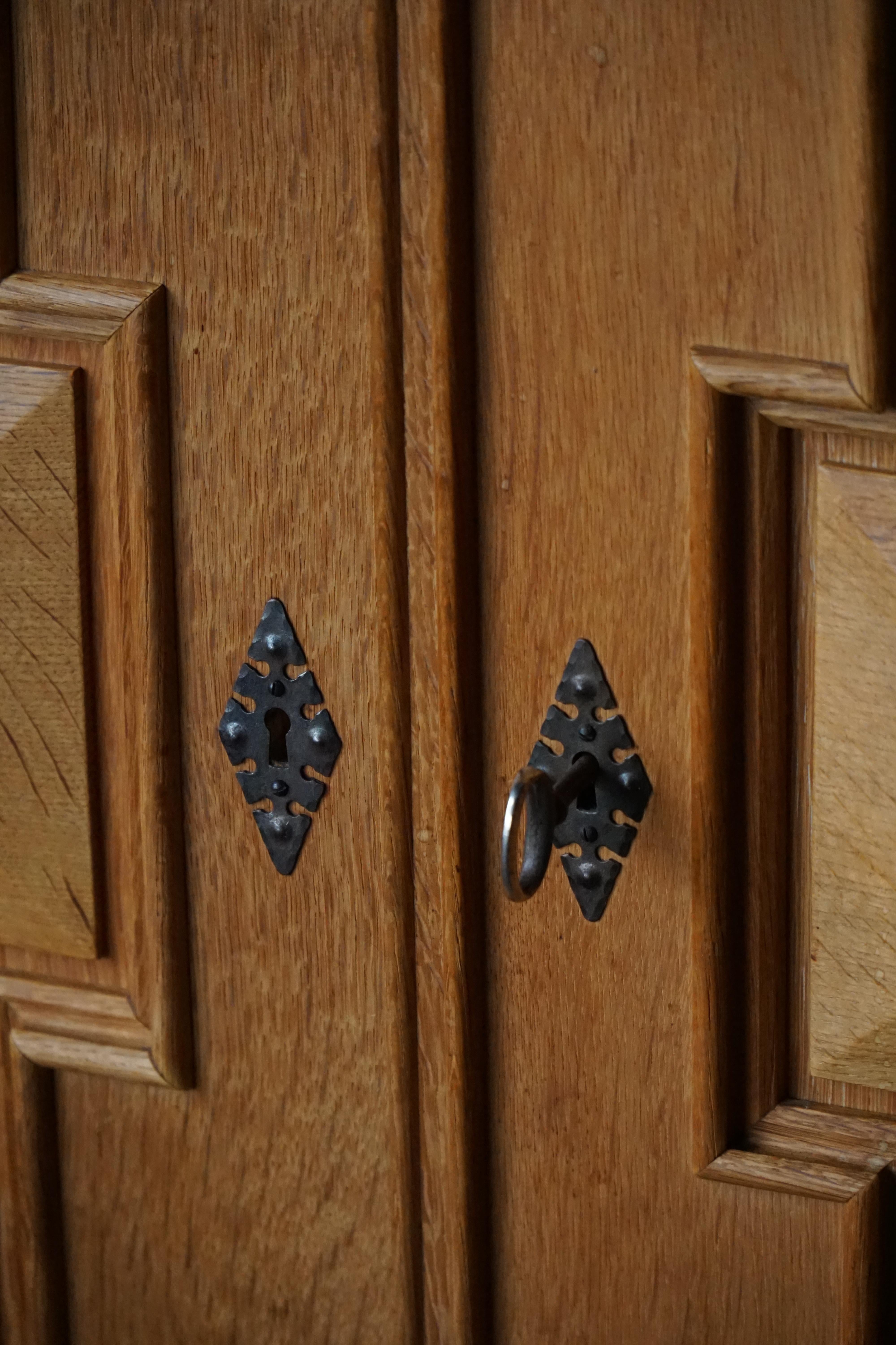 Henning Kjærnulf, Credenza in Oak, metà secolo danese, Nyrup Møbelfabrik, 1960s in vendita 6