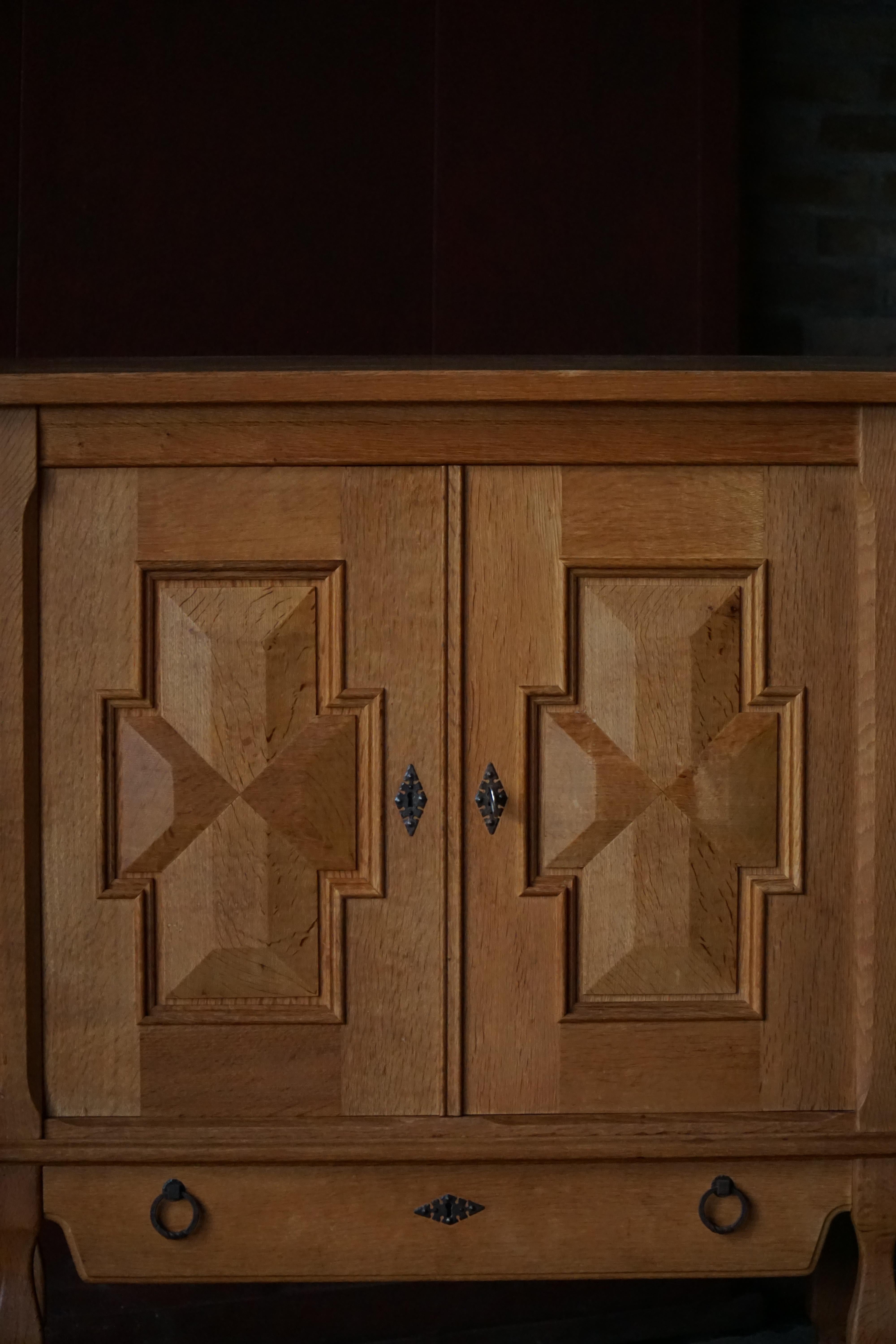 Ottone Henning Kjærnulf, Credenza in Oak, metà secolo danese, Nyrup Møbelfabrik, 1960s in vendita