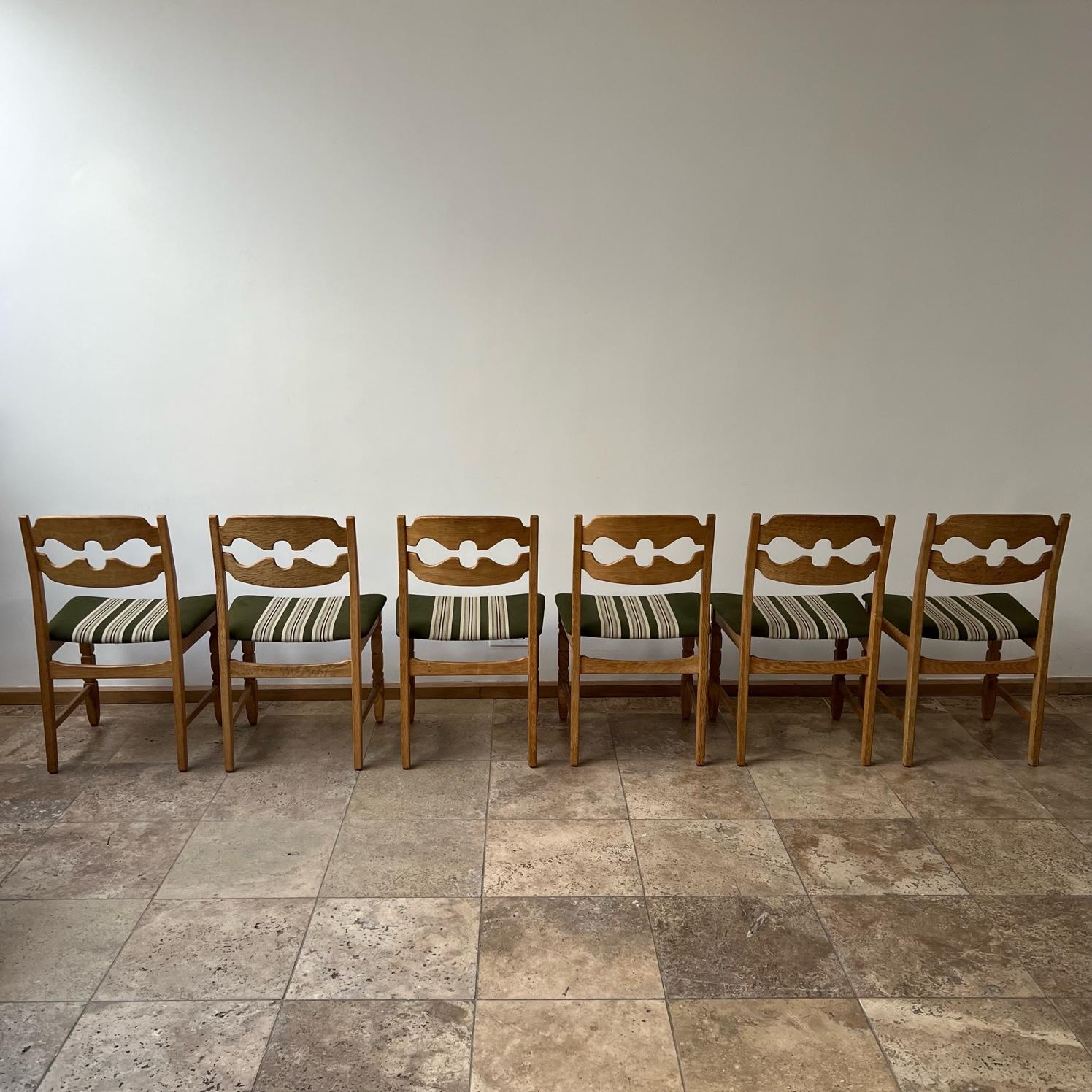 Henning Kjaernulf 'Razor' Mid-Century Oak Danish Dining Chairs In Good Condition In London, GB