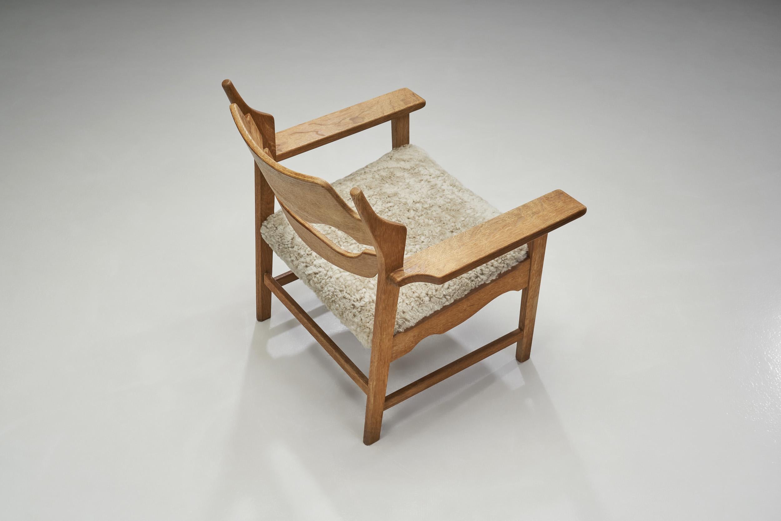 Henning Kjaernulf “Razorblade” Armchair with Sheepskin Seat, Denmark 1960s 2