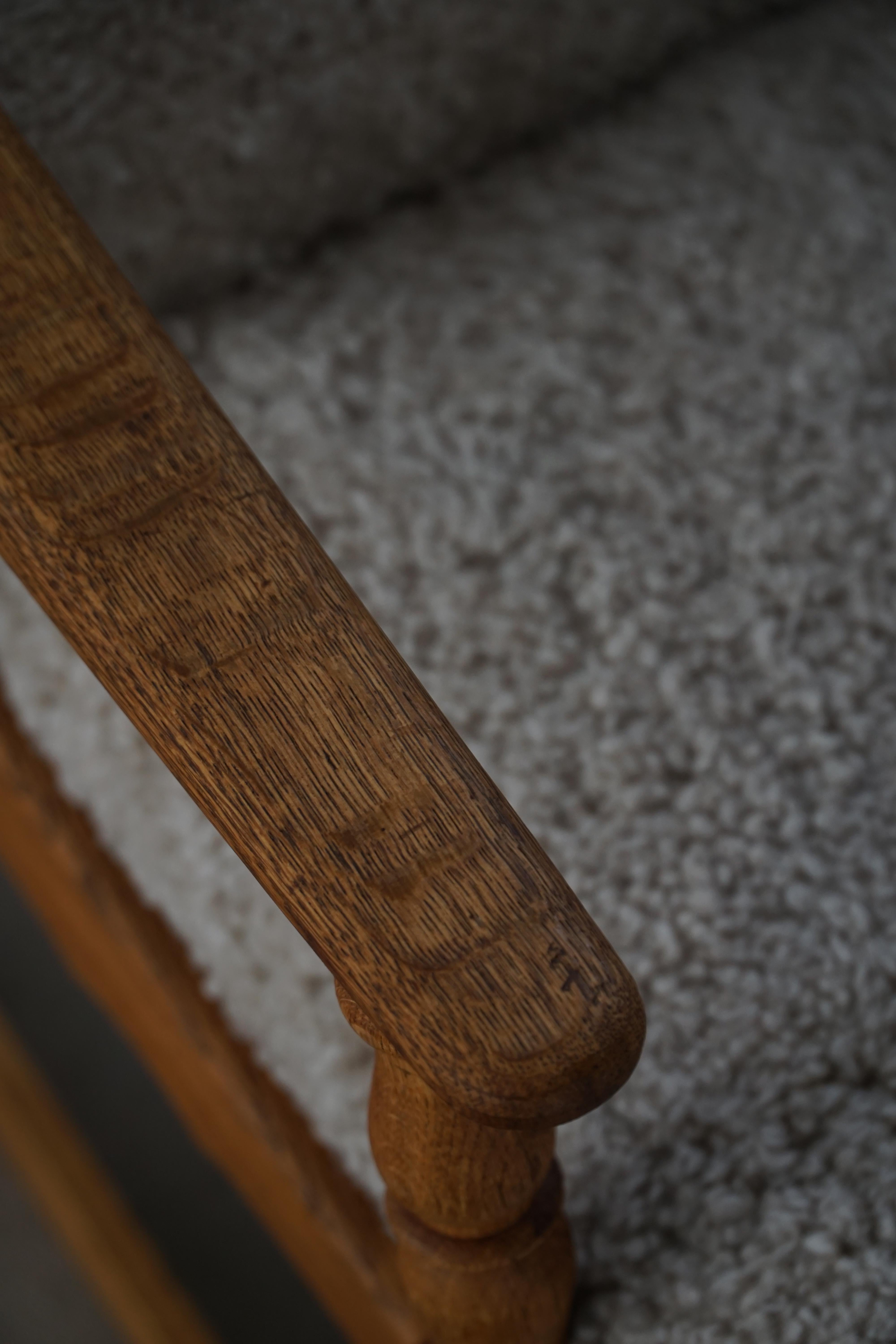 Chaise à bascule Henning Kjærnulf en Oak, assise et dossier rembourrés, années 1960 en vente 7