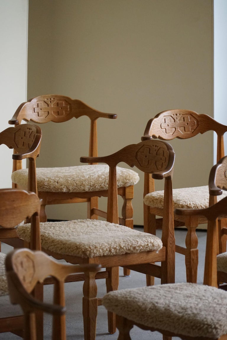 Henning Kjærnulf, Set of 10 Dining Chairs, Reupholstered in Lambswool, 1960s 5