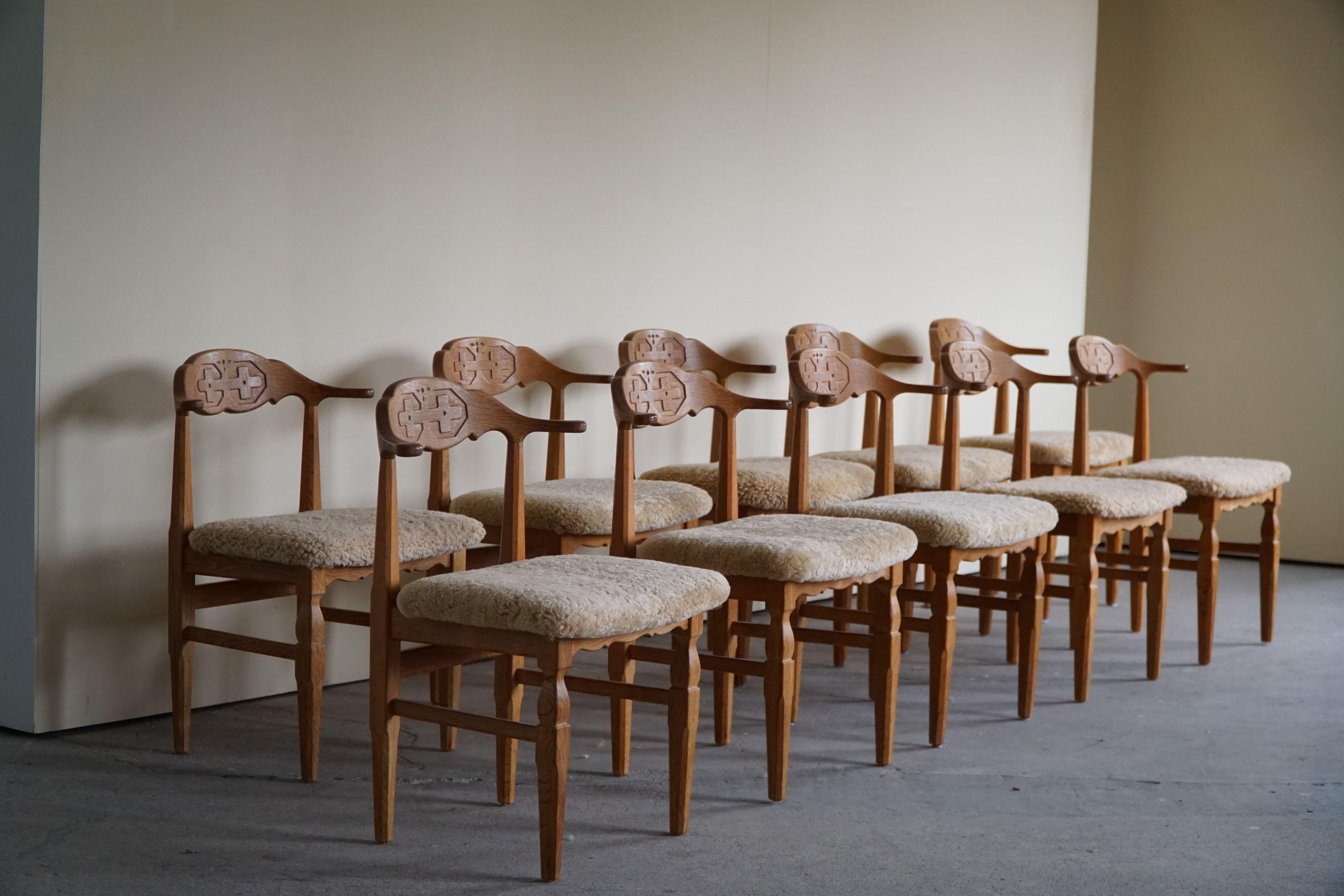 Henning Kjærnulf, Set of 10 Dining Chairs, Reupholstered in Lambswool, 1960s 6