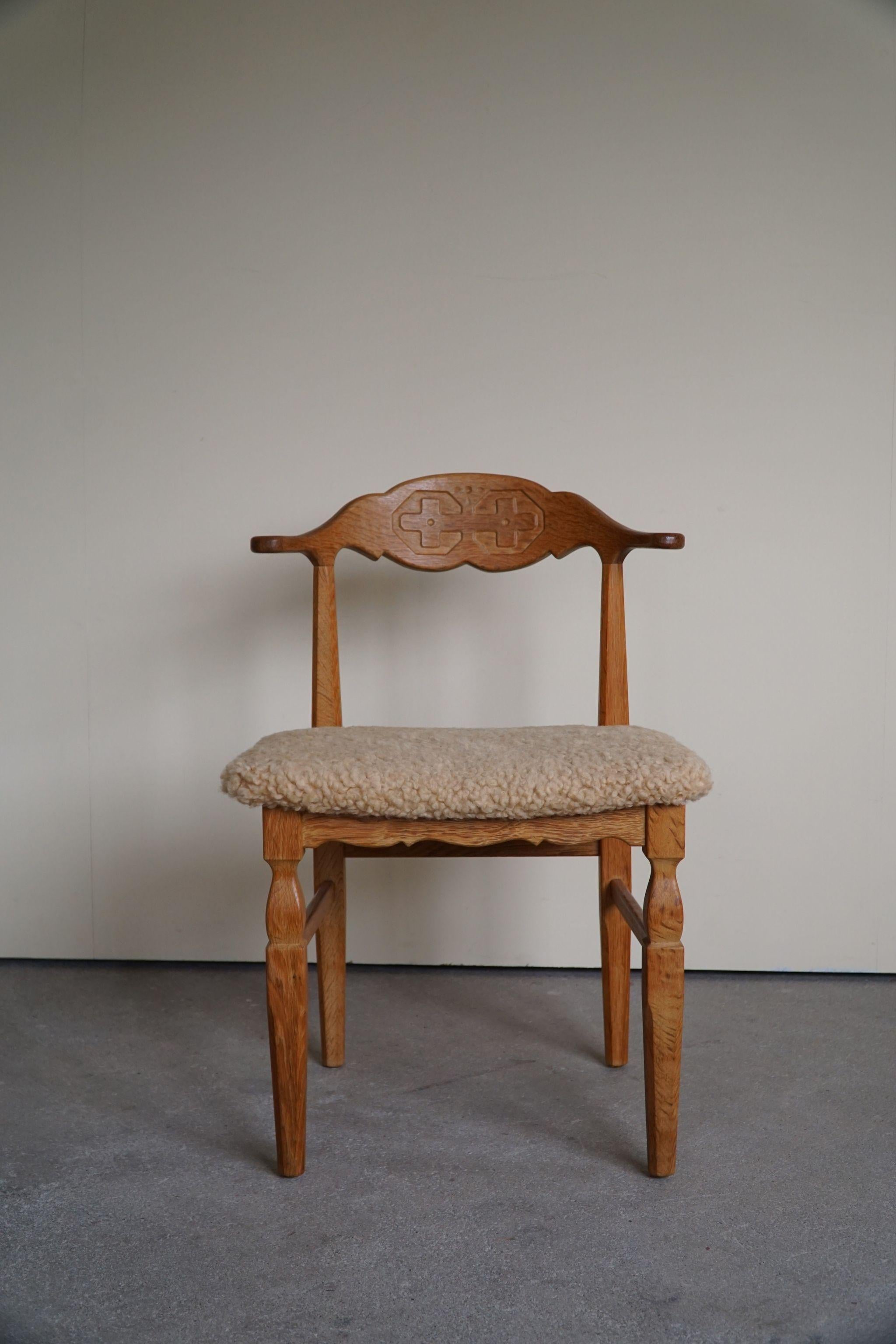 Henning Kjærnulf, Set of 10 Dining Chairs, Reupholstered in Lambswool, 1960s 12