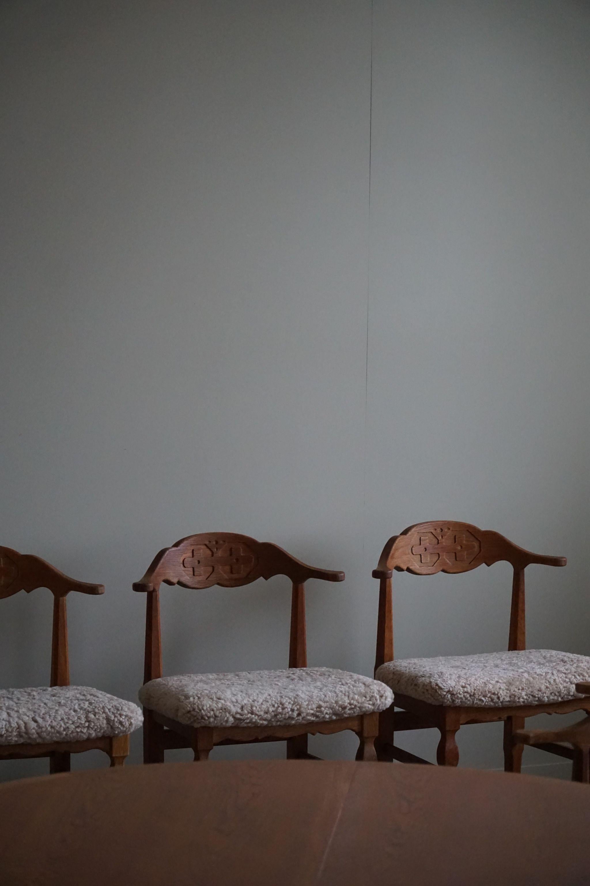 Henning Kjærnulf, Set of 10 Dining Chairs, Reupholstered in Lambswool, 1960s 2