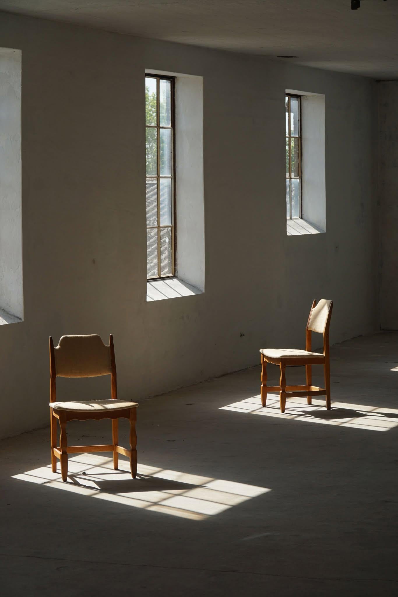 Henning Kjærnulf, Satz von 12 Stühlen, Eiche & Hessisch, Mid Century Modern, 1960er Jahre im Angebot 11