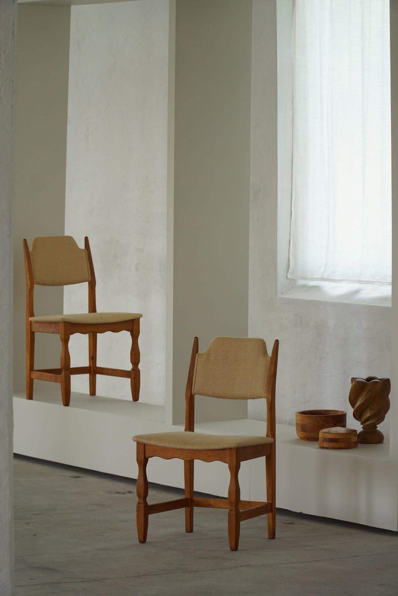 Henning Kjærnulf, Satz von 12 Stühlen, Eiche & Hessisch, Mid Century Modern, 1960er Jahre (Barock) im Angebot