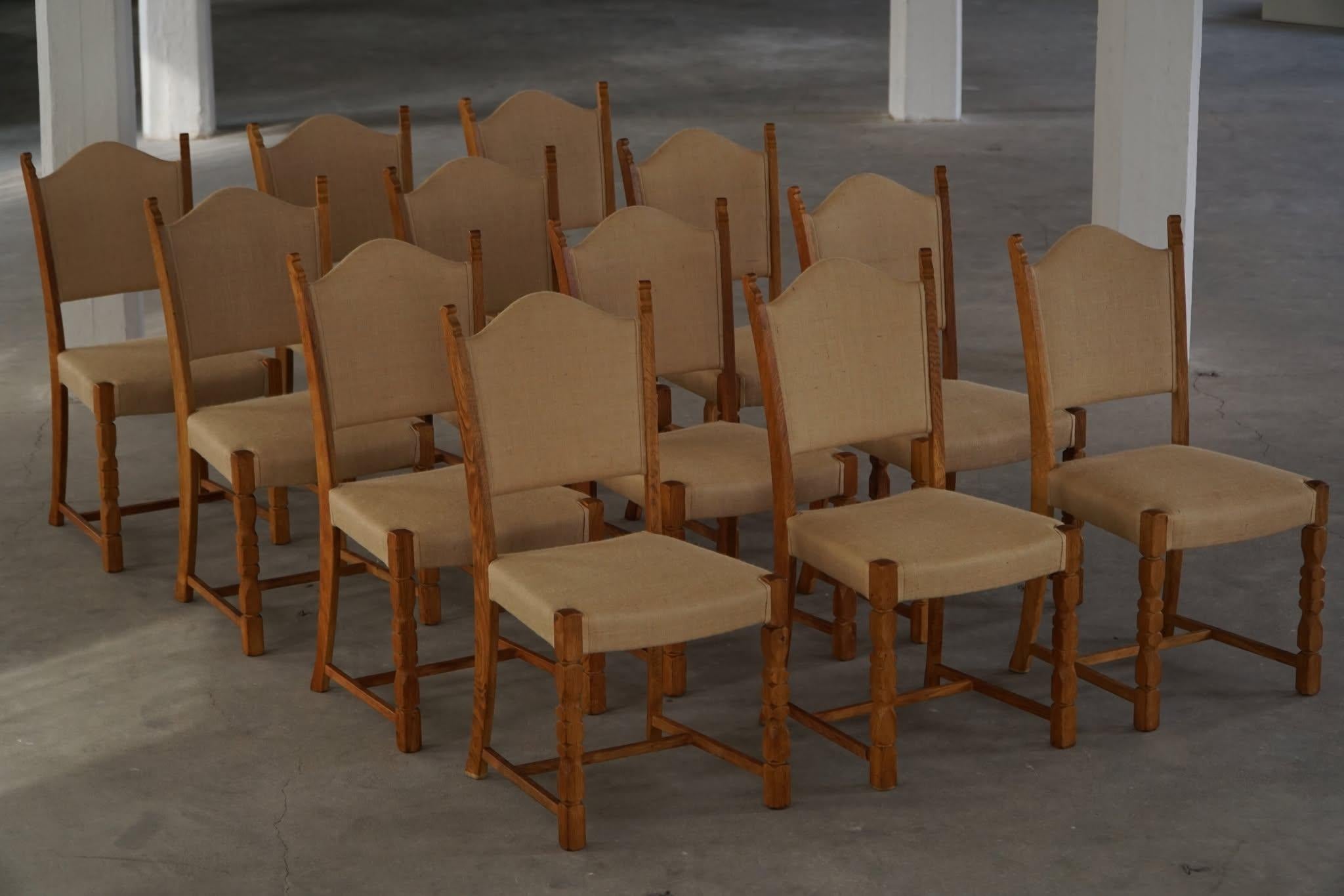 Henning Kjærnulf, Satz von 12 Stühlen, Eiche & Hessisch, Mid Century Modern, 1960er Jahre (Barock) im Angebot