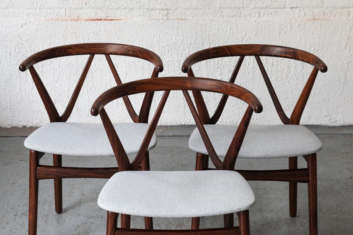 Henning Kjaernulf Set of 4 Dining Chairs ‘Model 225’ for Bruno Hansen, 1960s 6