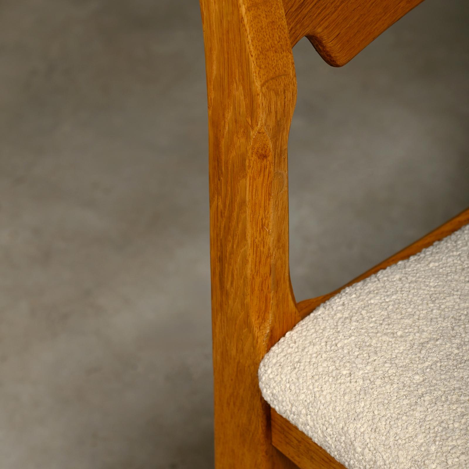 Henning Kjærnulf Set of 4 Razorblade Dining Chairs in Off-White Bouclé and Oak 5