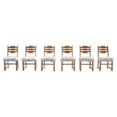 Henning Kjrnulf, Ensemble de 6 chaises de salle  manger, retapisses en laine d'agneau, 1960s
