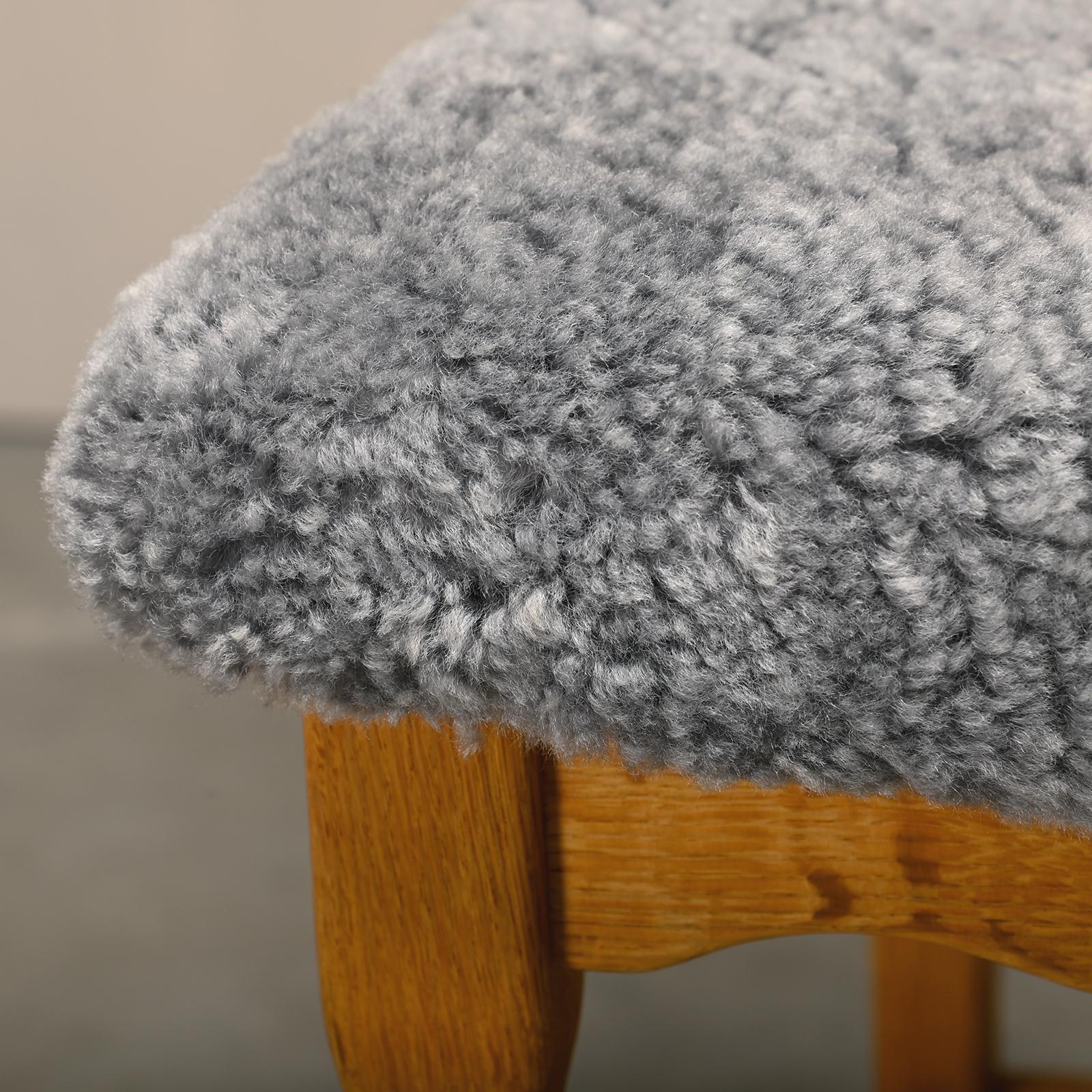 Henning Kjærnulf Satz von 6 Razorblade Esszimmerstühlen in Lambswool und OAK, 1960er Jahre im Angebot 4