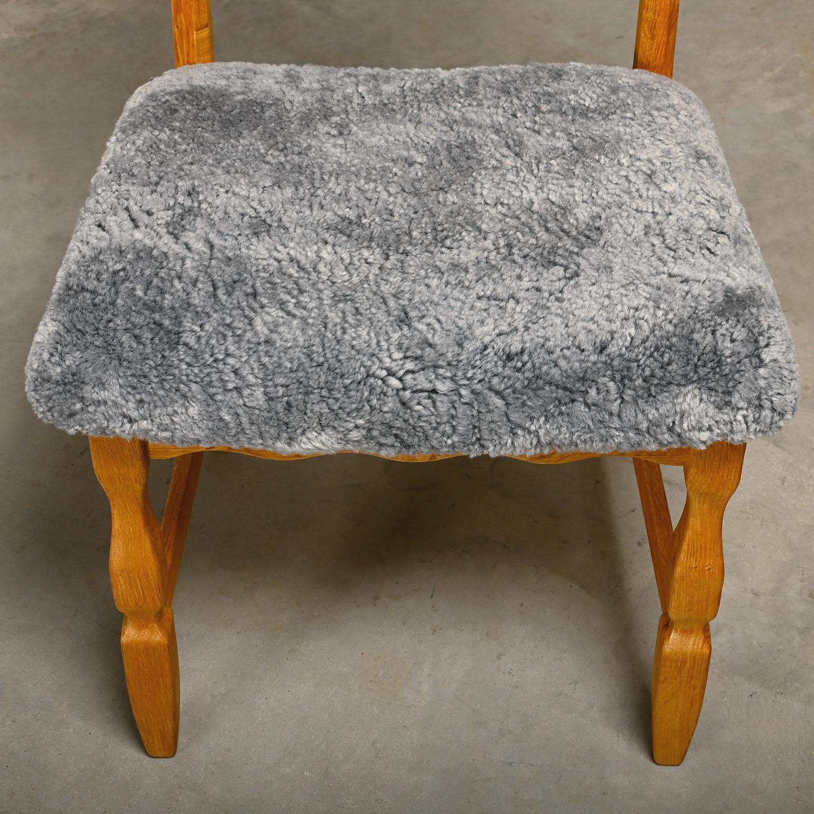 Henning Kjærnulf Satz von 6 Razorblade Esszimmerstühlen in Lambswool und OAK, 1960er Jahre im Angebot 2