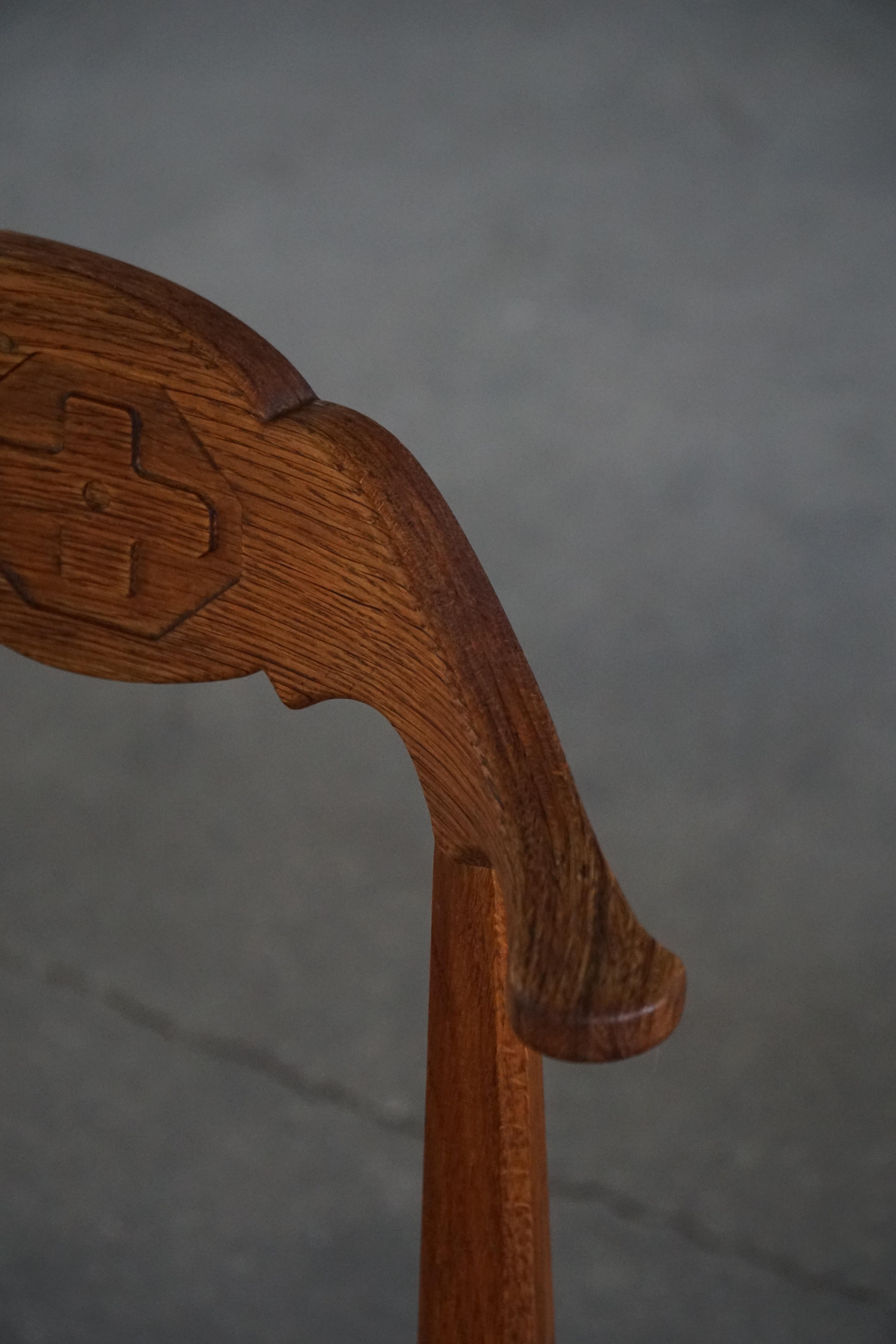 Chêne #Henning Kjærnulf, ensemble de 8 chaises en Oak Oak et Hessian, milieu du siècle danois, années 1960 en vente