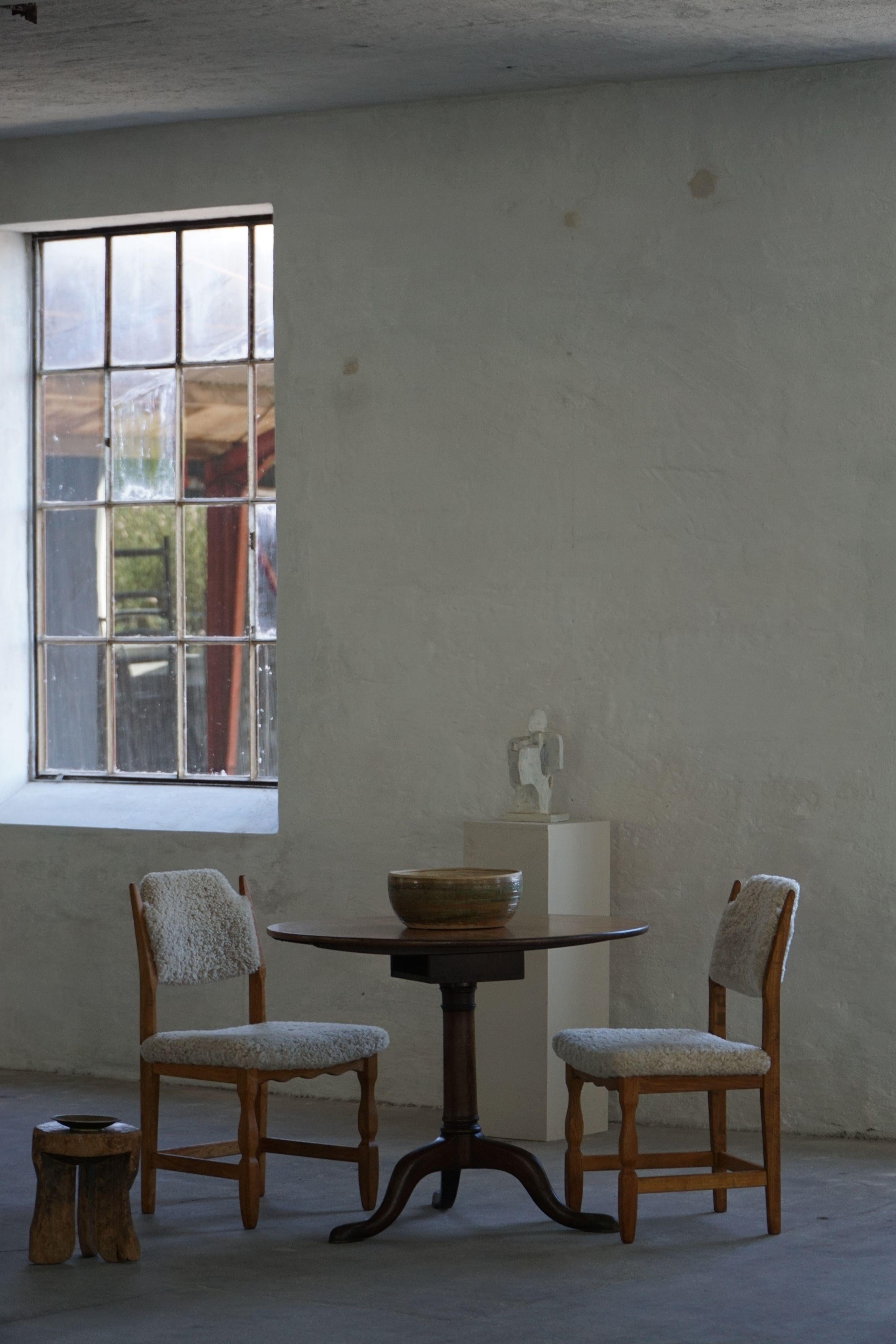 Henning Kjærnulf, Set of 8 Chairs, Oak & Lambswool, Mid Century Modern, 1960s For Sale 2