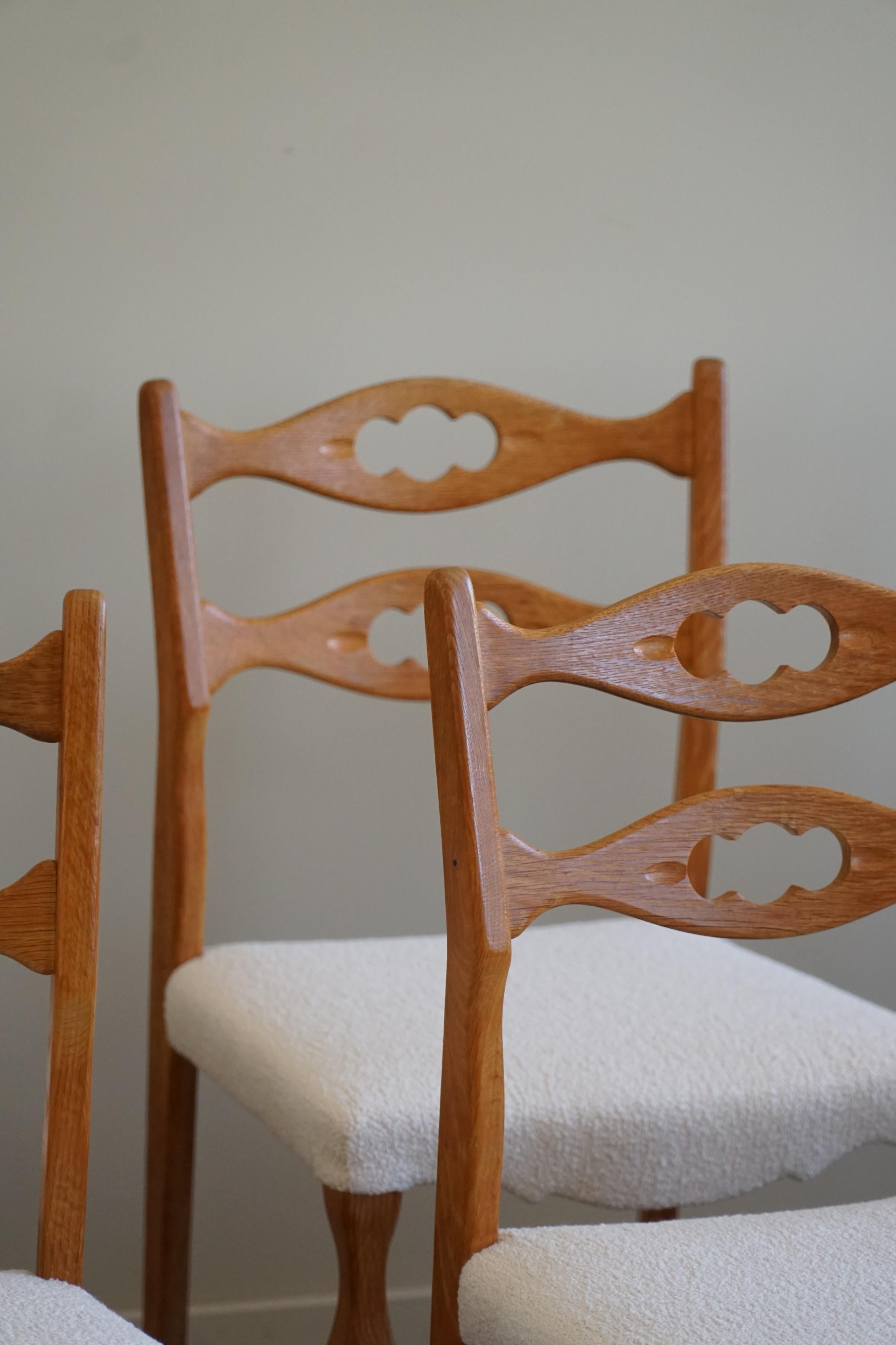 Henning Kjærnulf, Set of 8 Dining Chairs in Oak & Bouclé, Danish Modern, 1960s 4