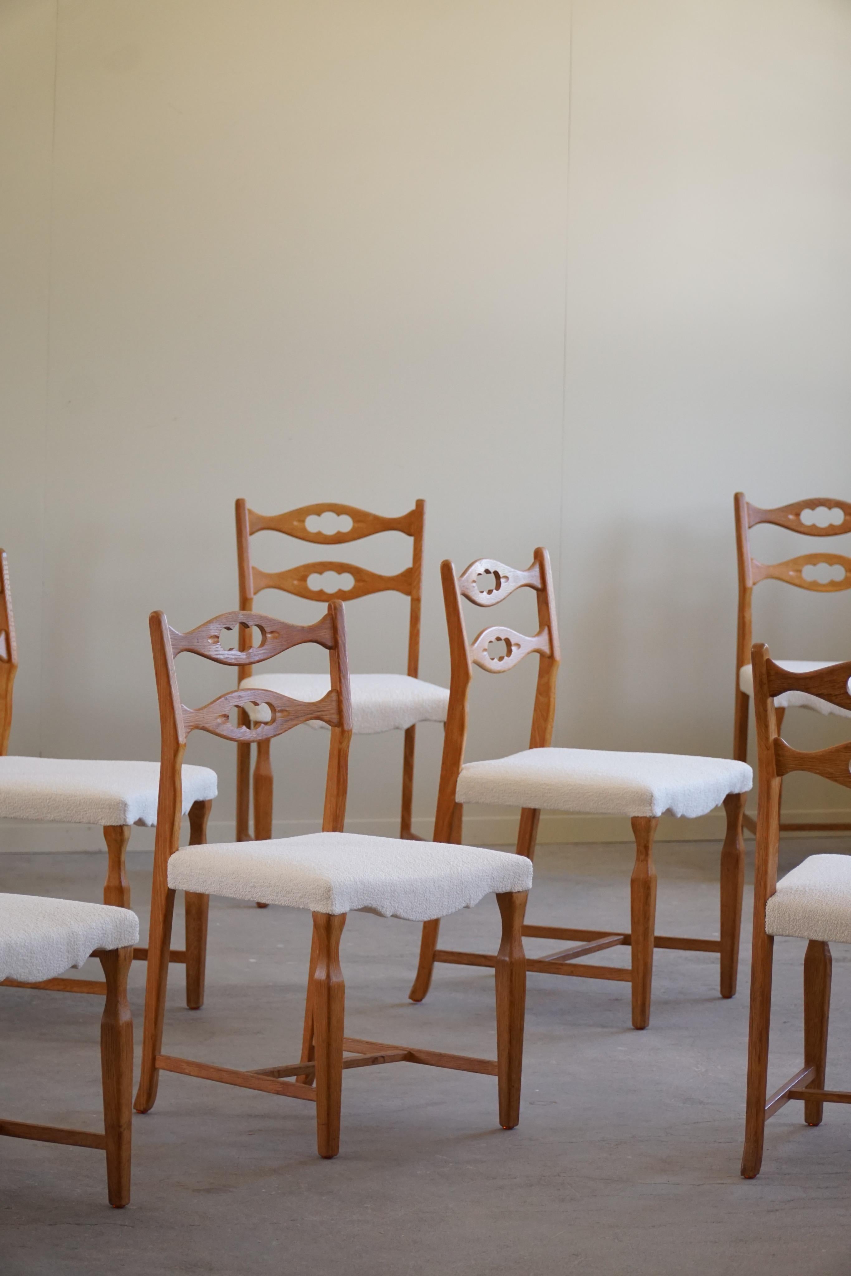 Henning Kjærnulf, Set of 8 Dining Chairs in Oak & Bouclé, Danish Modern, 1960s 5