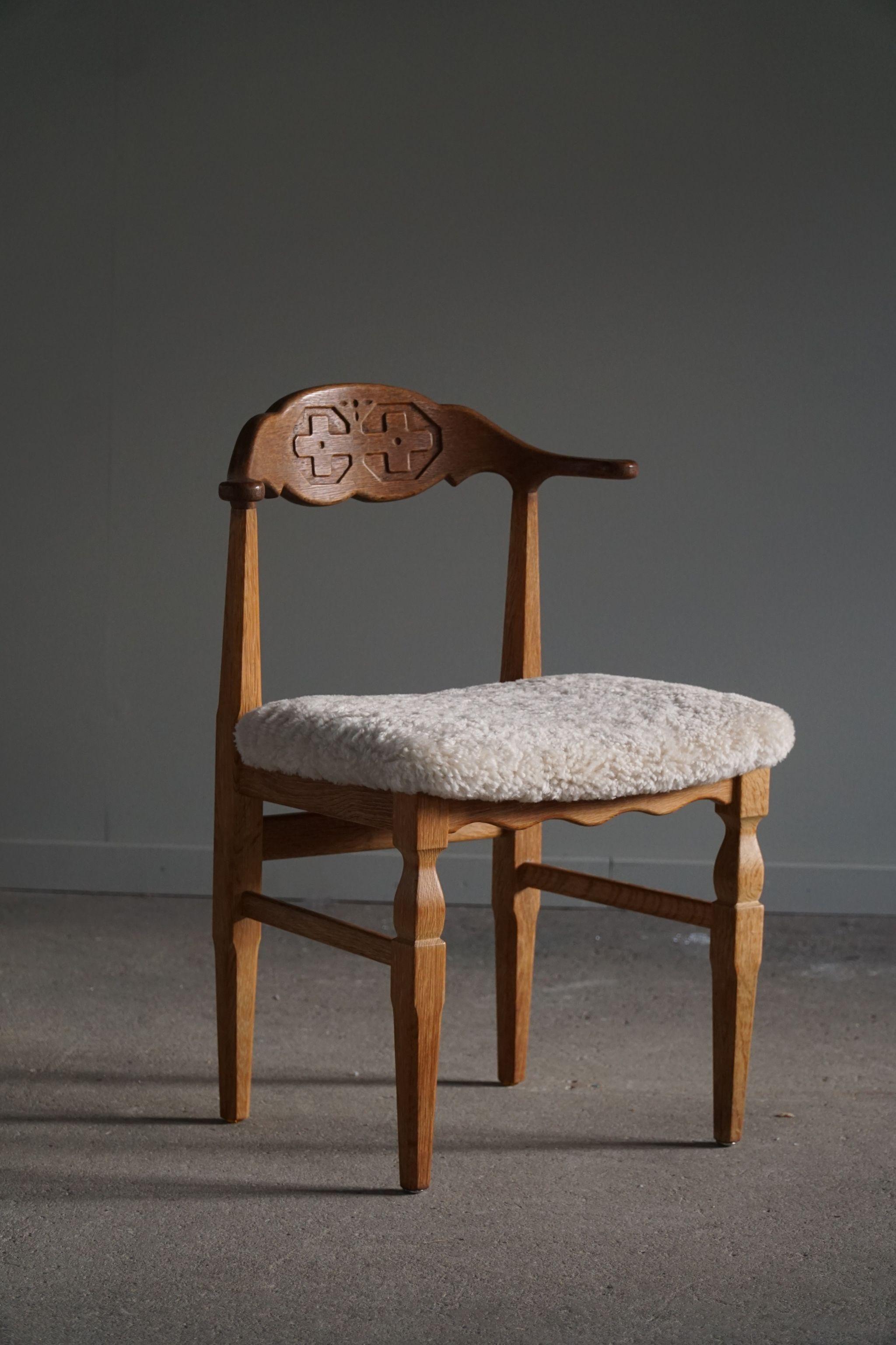 Baroque Henning Kjærnulf, Set of 8 Dining Chairs, Reupholstered in Lambswool, 1960s
