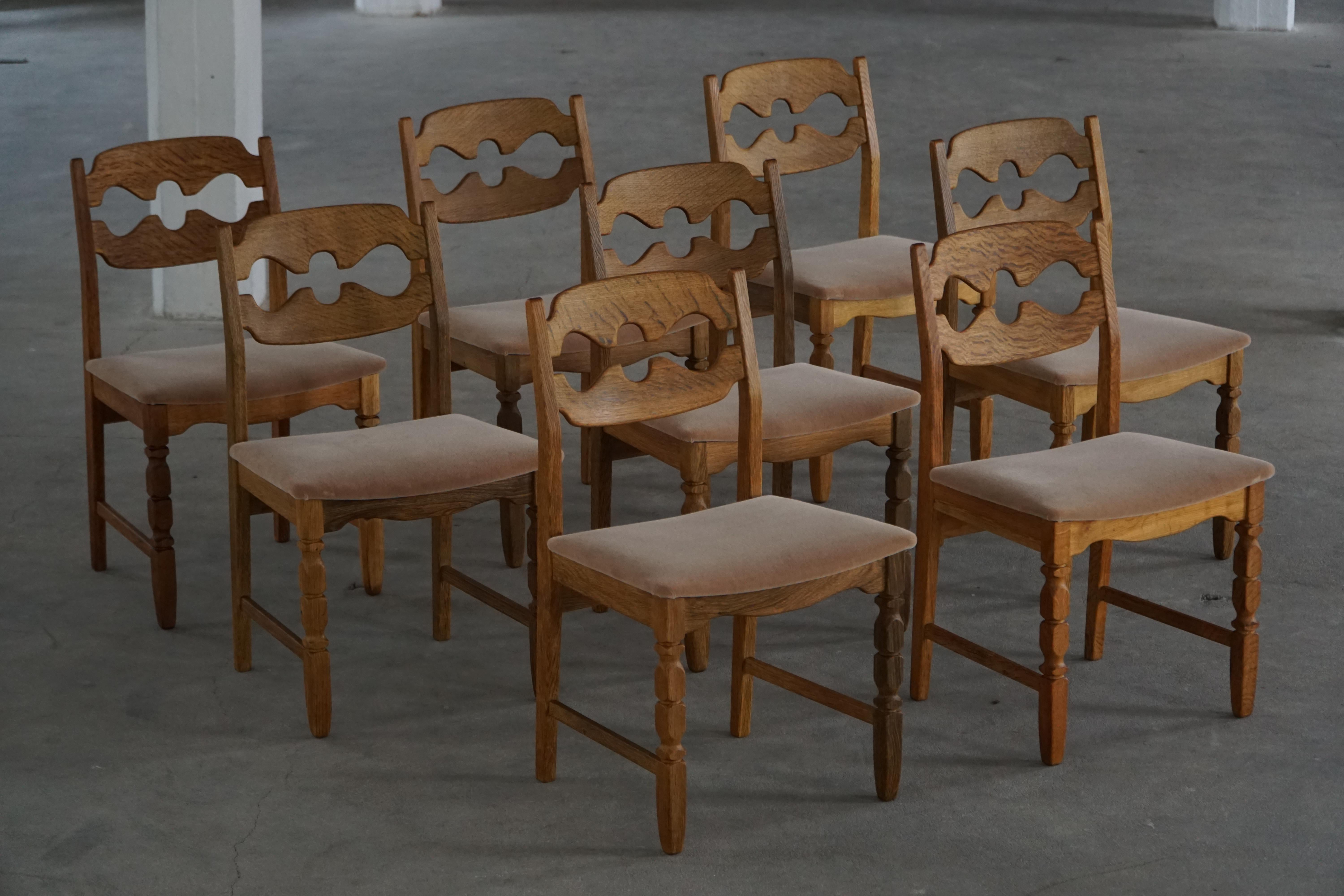 Henning Kjærnulf, Set of 8 “Razorblade” Dining Chairs in Oak and Mohair, 1960s For Sale 2
