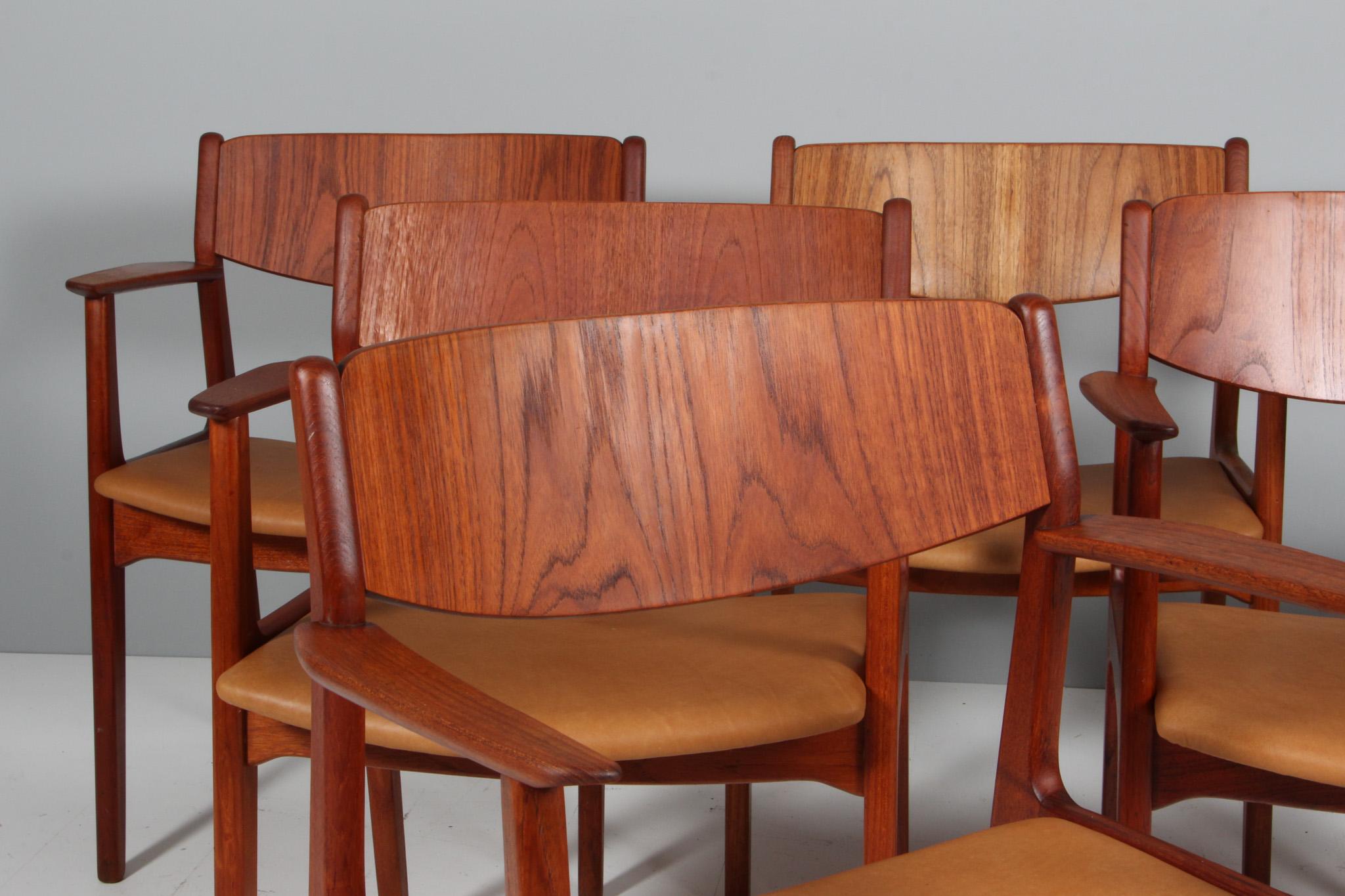 Scandinavian Modern Henning Kjærnulf Six Teak Dining Chairs