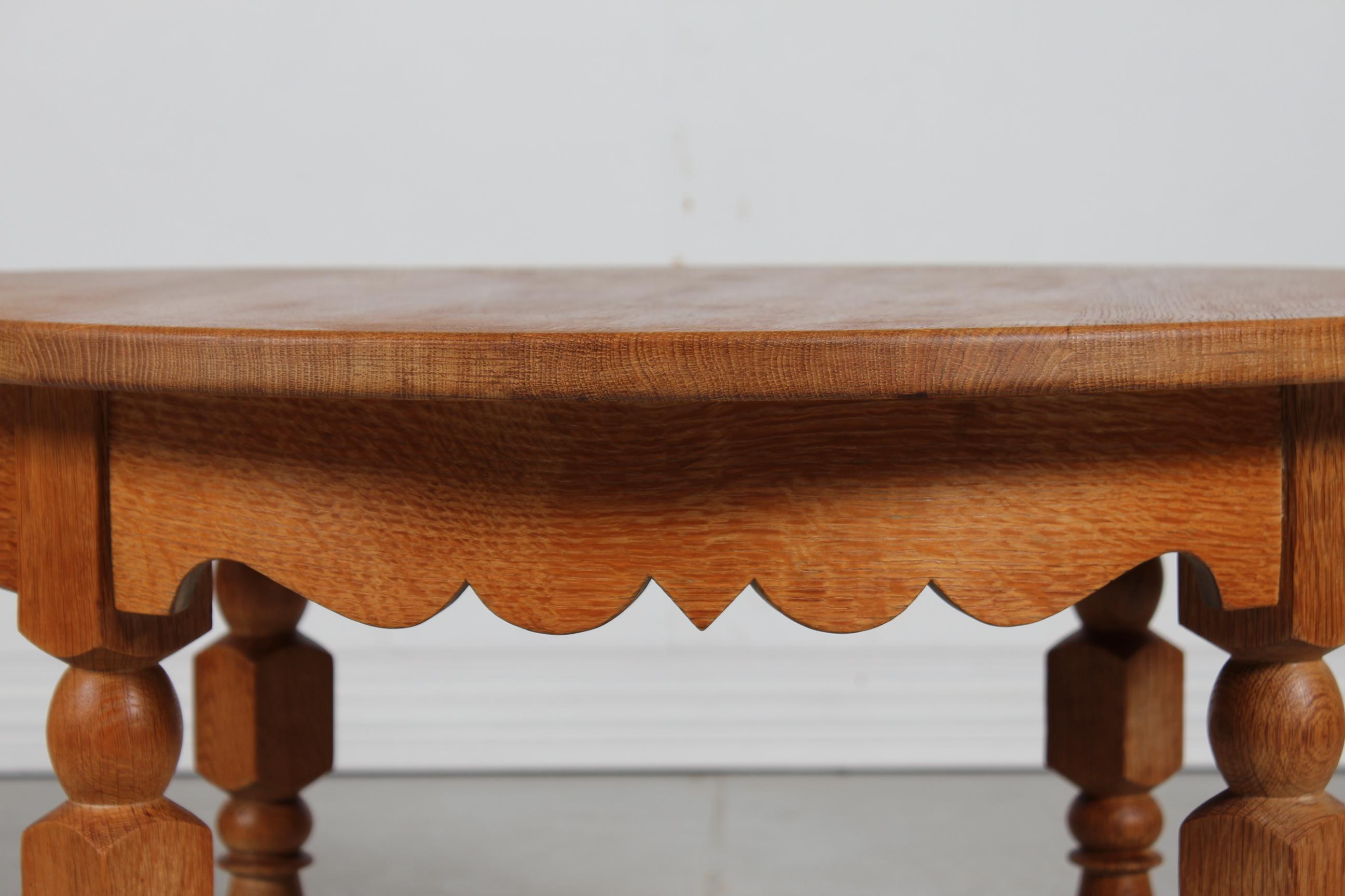 Danish Henning  Kjærnulf Style Brutalist Round Coffee Table of Solid Oak 1950s For Sale