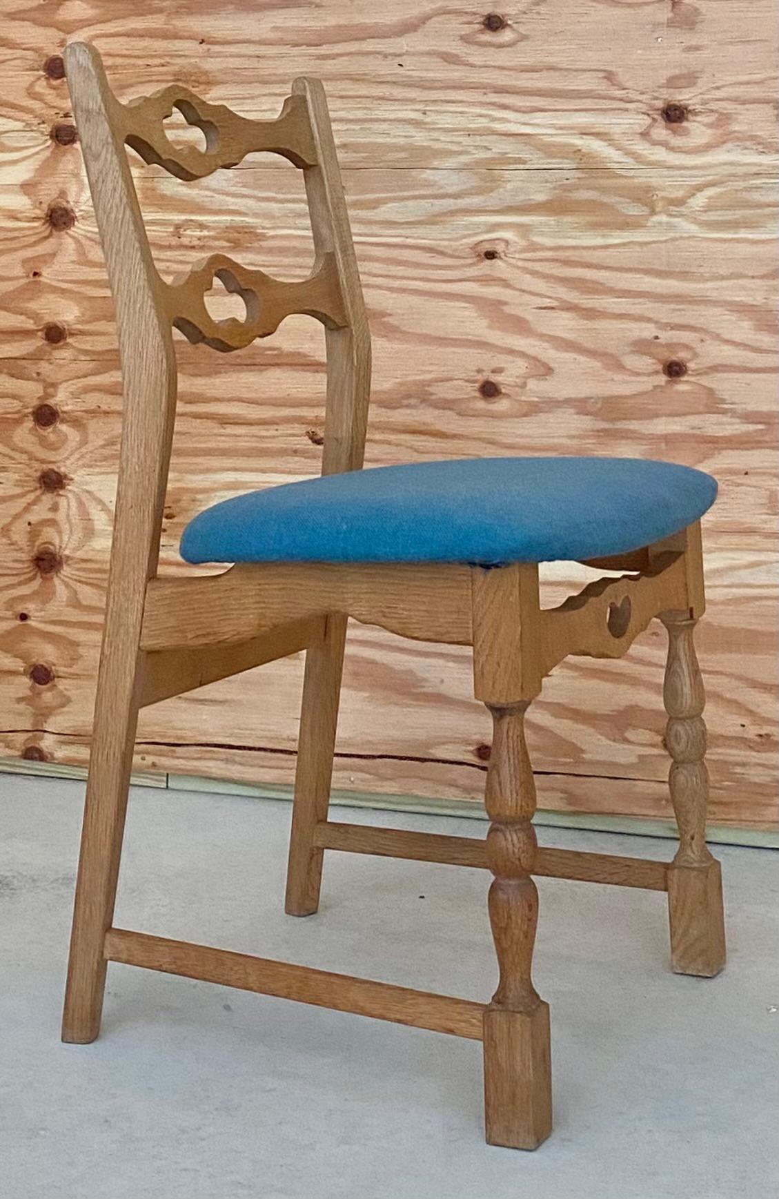 Henning Kjaernulf-Style Oak Dining Chairs, Set of 6 For Sale 6