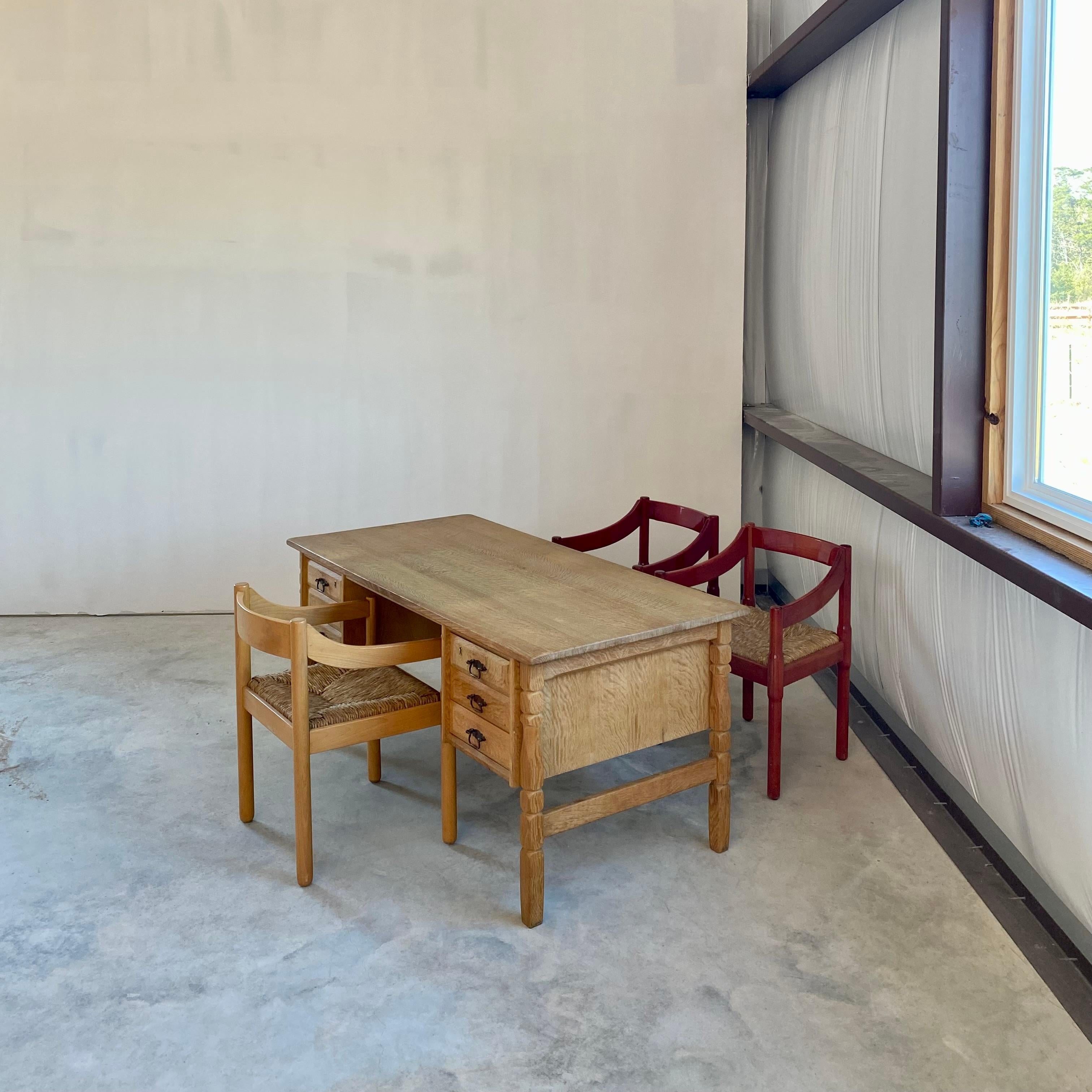 Scrivania bifacciale in stile Oak di Henning Kjaernulf in vendita 4