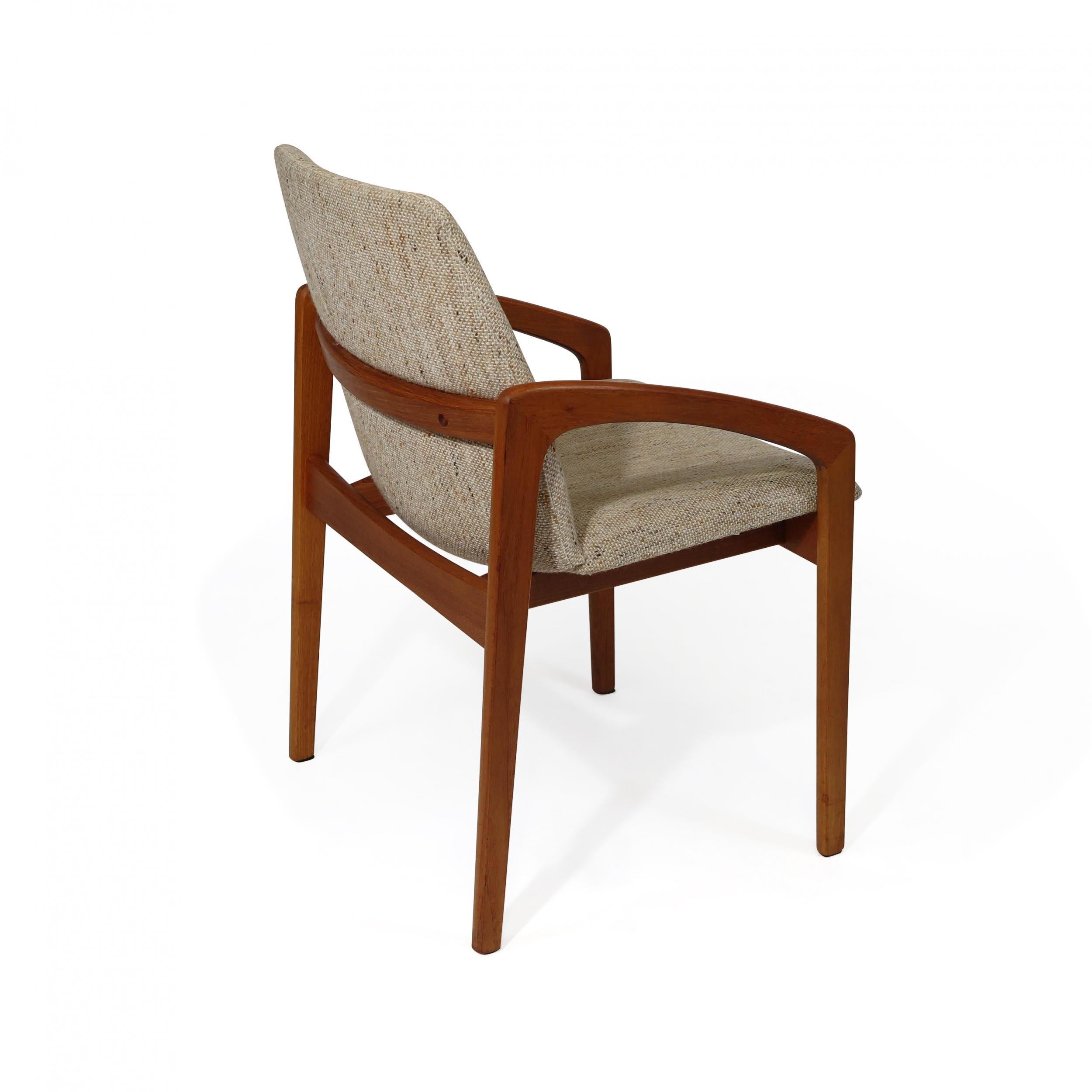 Henning Kjaernulf Teak Dining Chairs In Excellent Condition In Oakland, CA