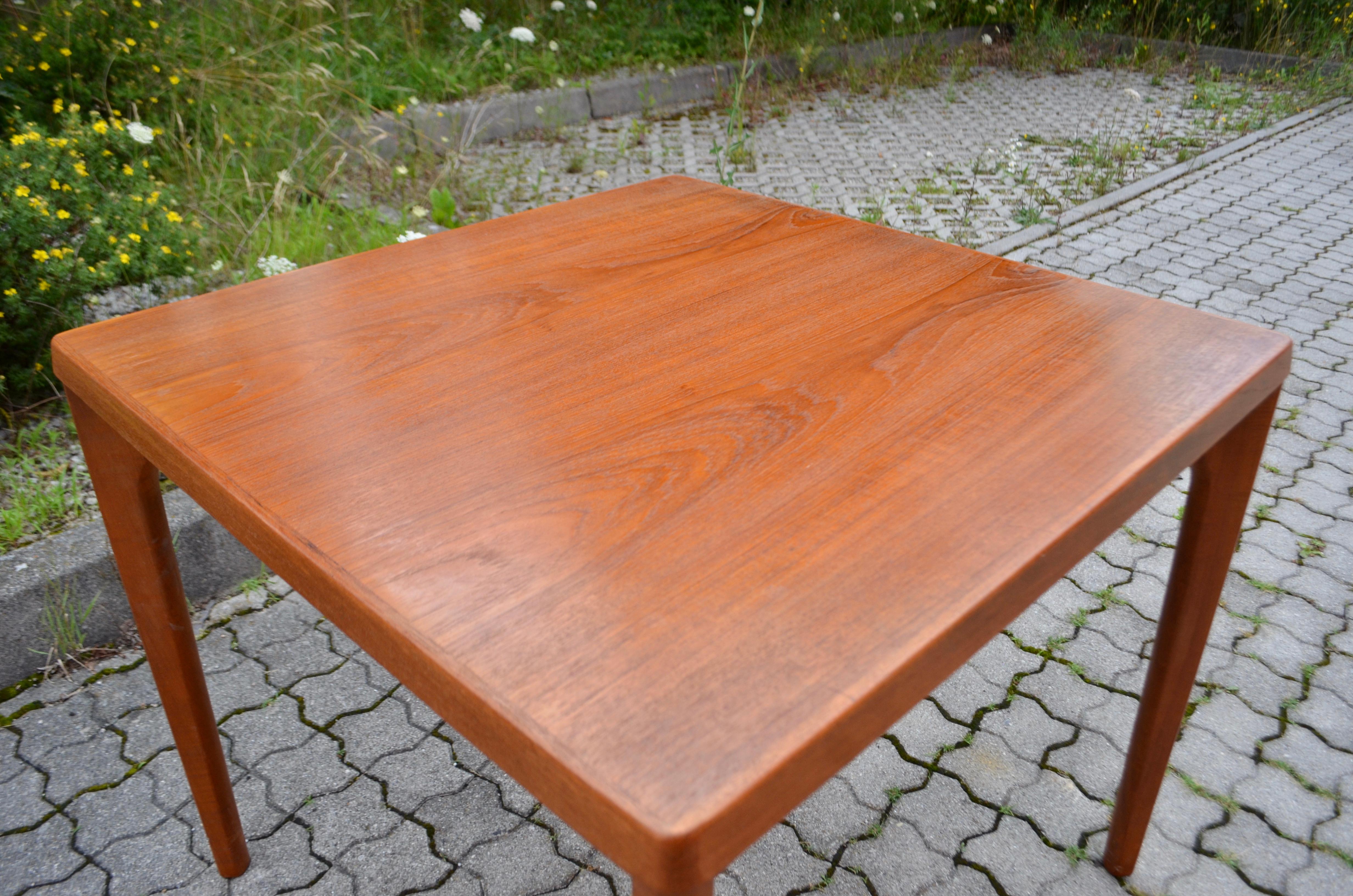 Scandinavian Modern Henning Kjaernulf Teak Dining Table for Vejle Stole Moebelfabrik For Sale