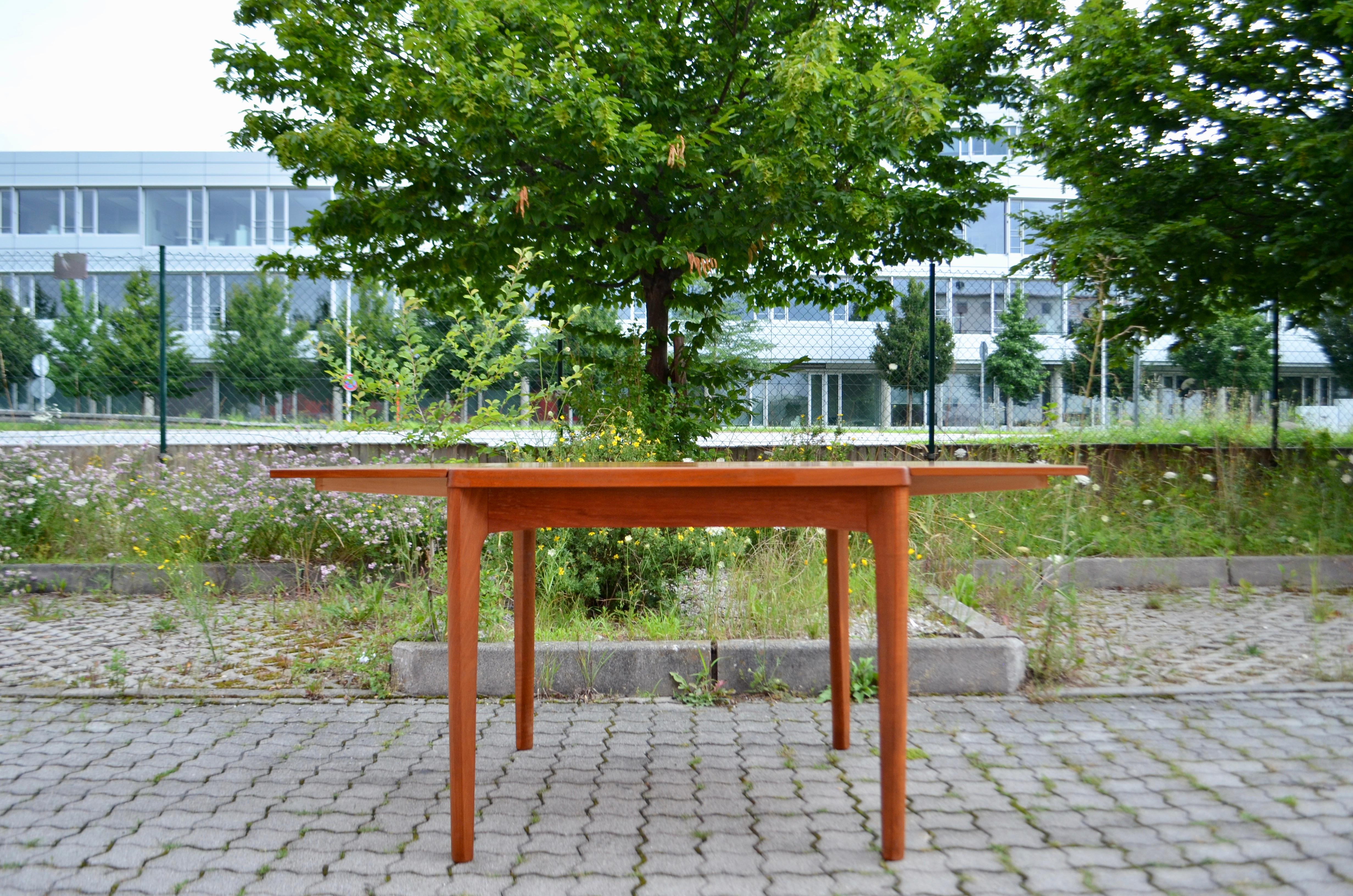Danish Henning Kjaernulf Teak Dining Table for Vejle Stole Moebelfabrik For Sale