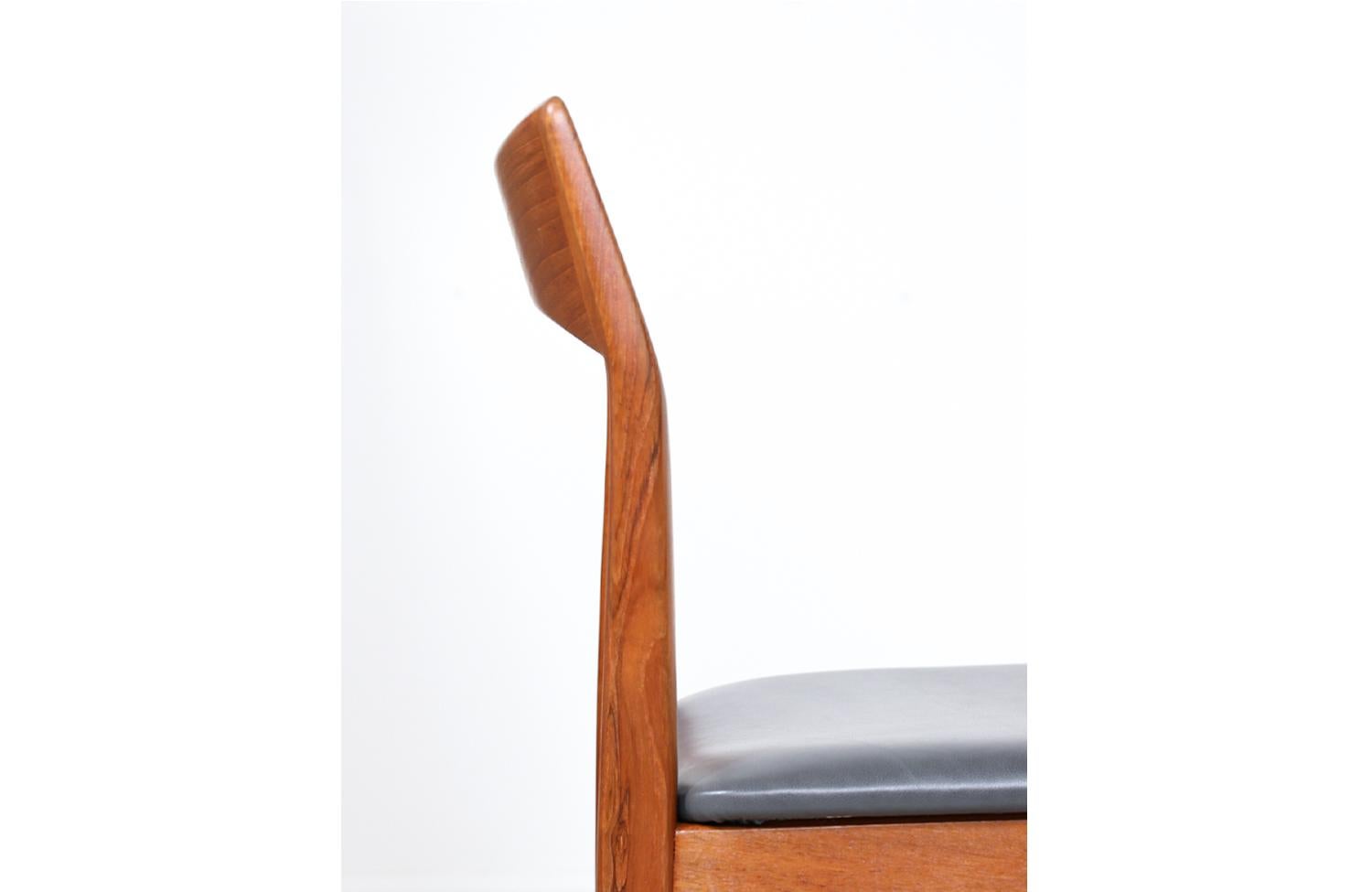 Henning Kjærnulf Teak & Leather Dining Chairs for Vejle Møbler For Sale 3