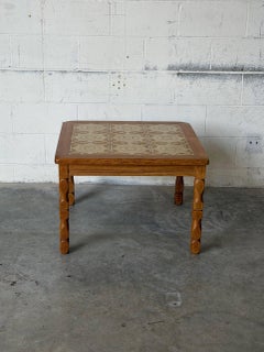 Tavolino con piastrelle di Henning Kjærnulf, stile danese Mid-Century Modern, anni ’60