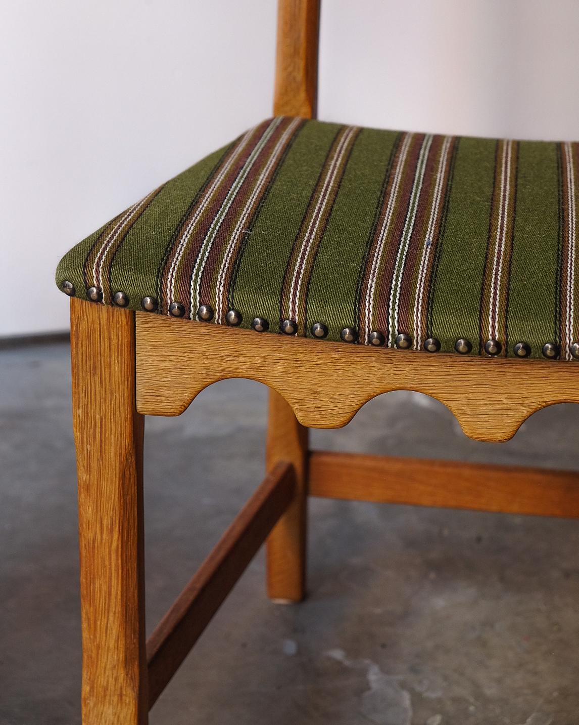 Milieu du XXe siècle Chaises de salle à manger Henning Kjararf en vente