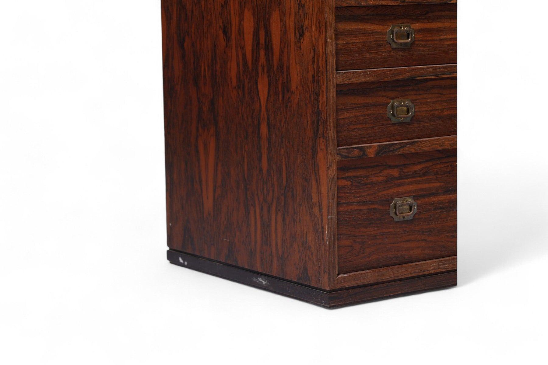 Henning Koch Small Chest / Jewelry Box in Rosewood For Sale 3