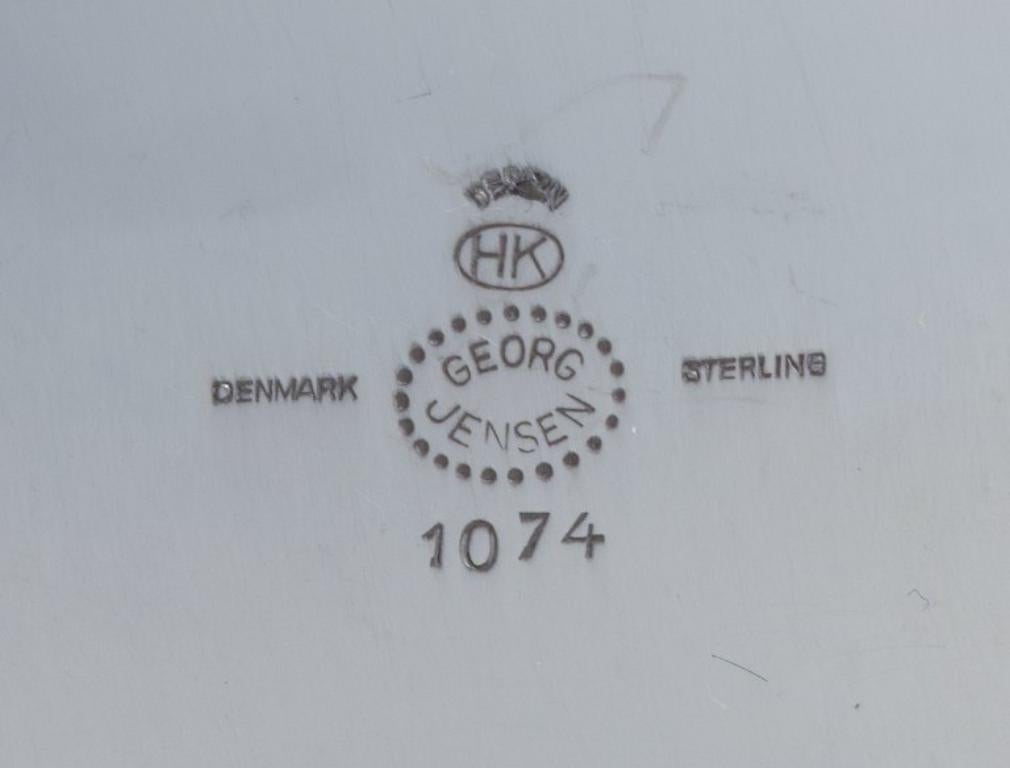 Henning Koppel for Georg Jensen, cover plate in sterling silver. In Excellent Condition For Sale In Copenhagen, DK