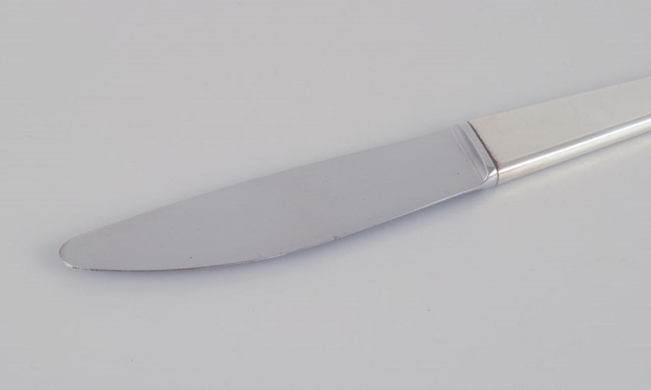 Danish Henning Koppel for Georg Jensen. Four Caravel dinner knives in sterling silver For Sale