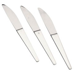 Henning Koppel for Georg Jensen. Three 'Caravel' dinner knives.