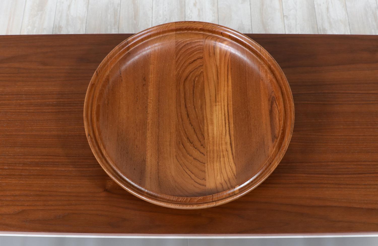Expertly Restored - Henning Koppel Large Teak Bowl for Georg Jensen In Excellent Condition For Sale In Los Angeles, CA
