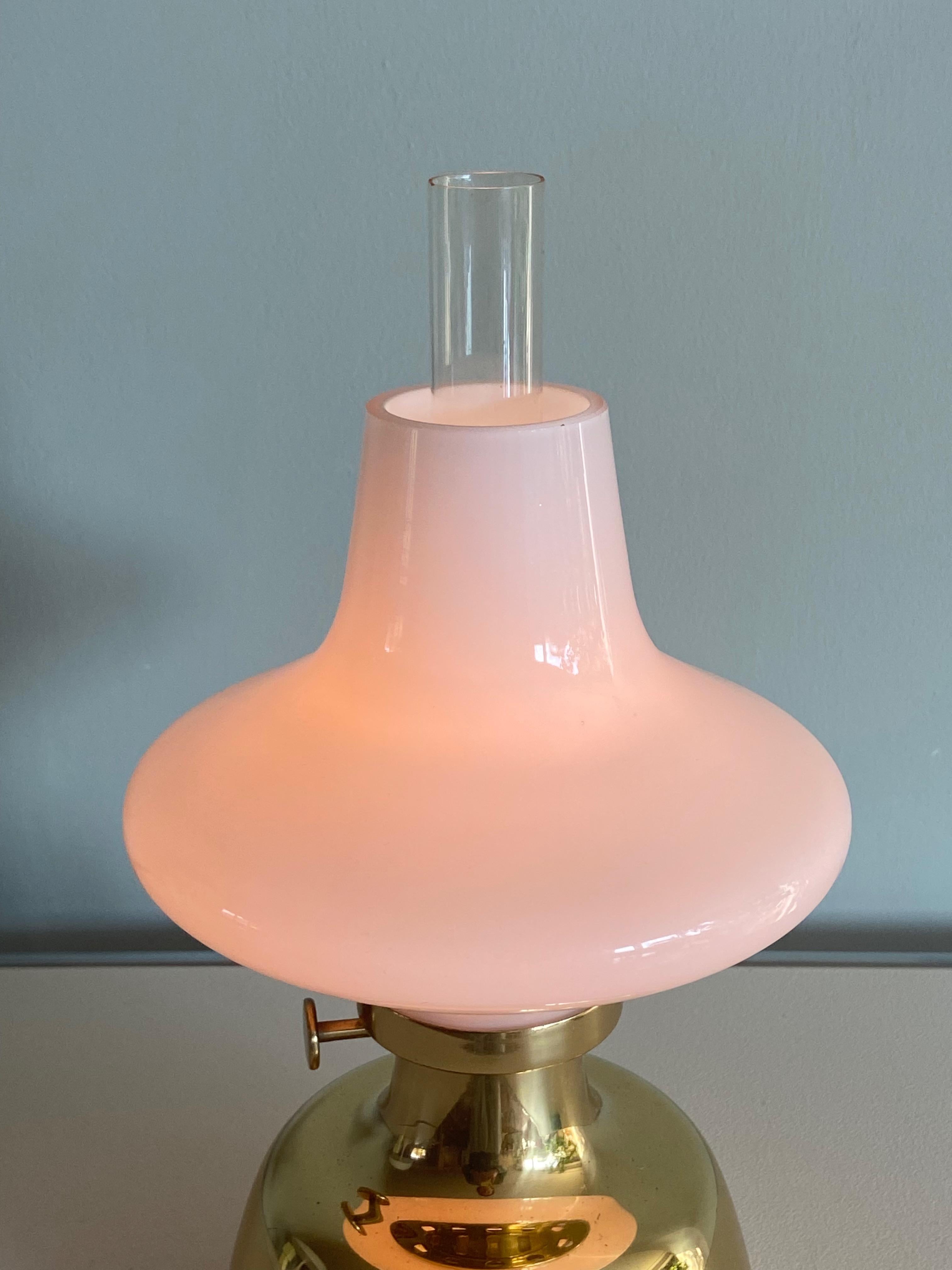 Laiton Lampe à huile Henning Koppel Petronella par Louis Poulsen, Danemark en vente