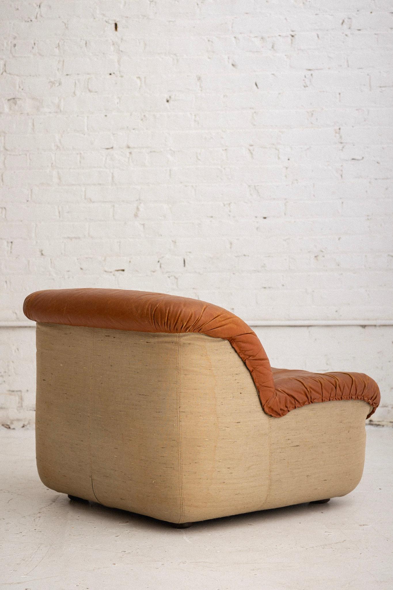 Henning Korch for Swan 'Caprice' Leather Chair / Modular Seating État moyen - En vente à Brooklyn, NY