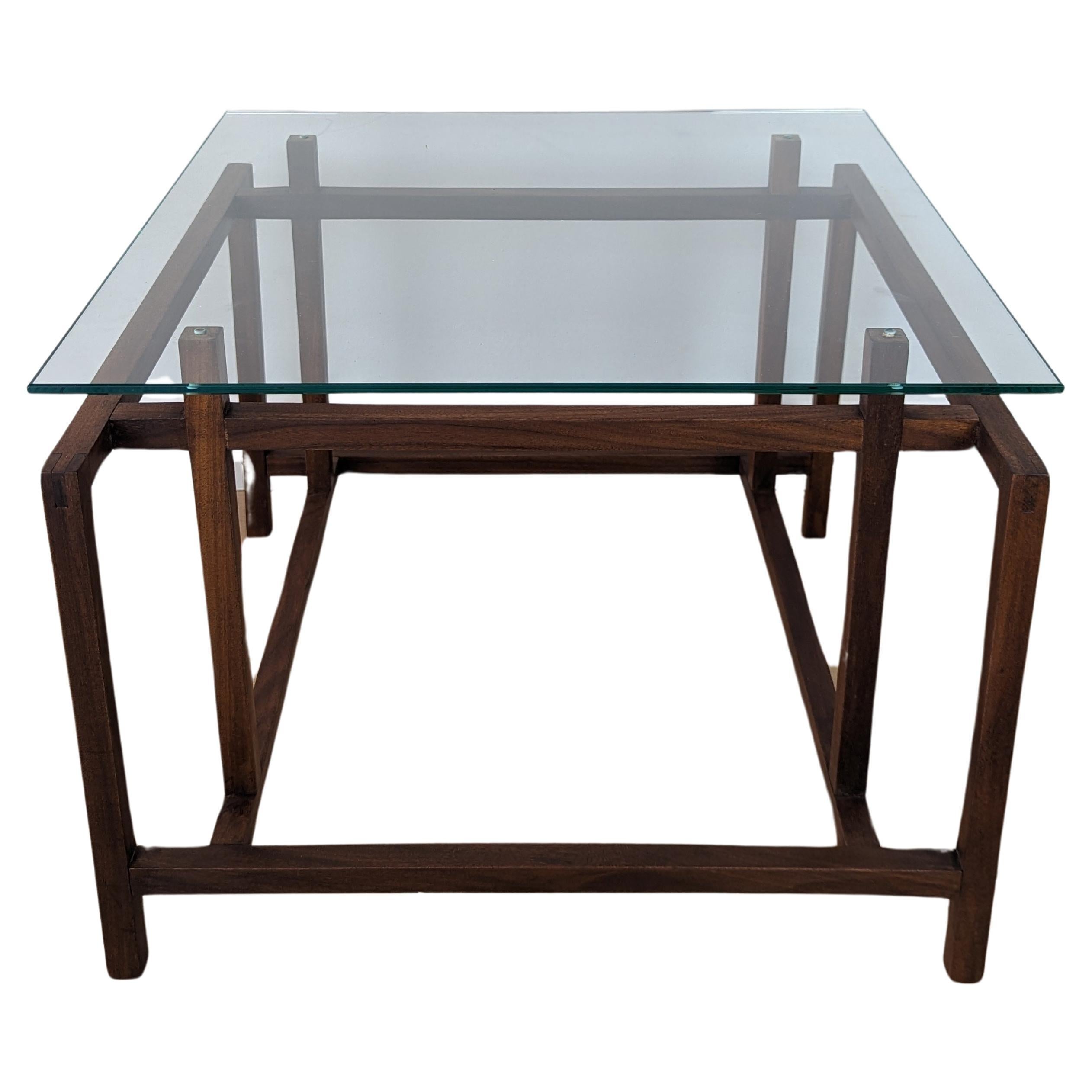 Table d'appoint en teck avec plateau en verre Henning Norgaard pour Comfort en vente