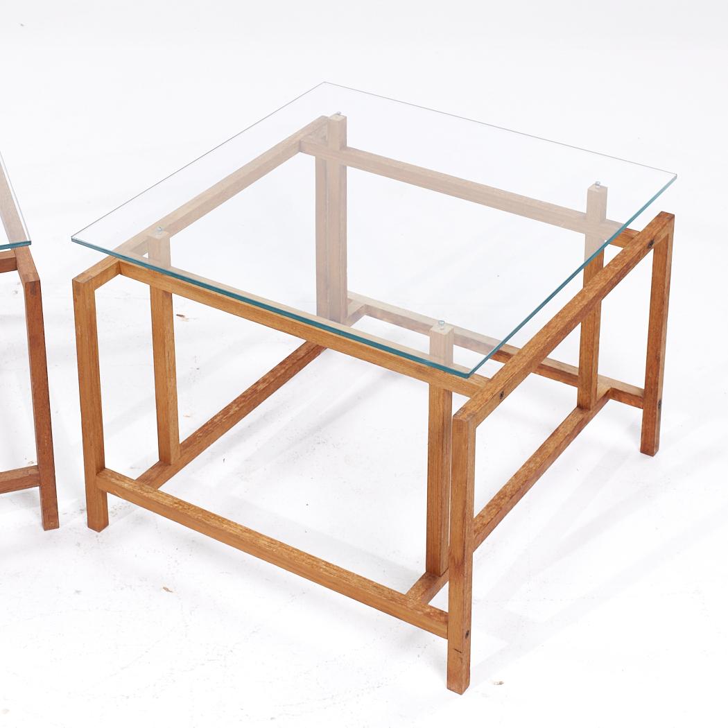 Henning Norgaard para Komfort Mobler MCM Mesas auxiliares de teca y cristal - Pareja en venta 4
